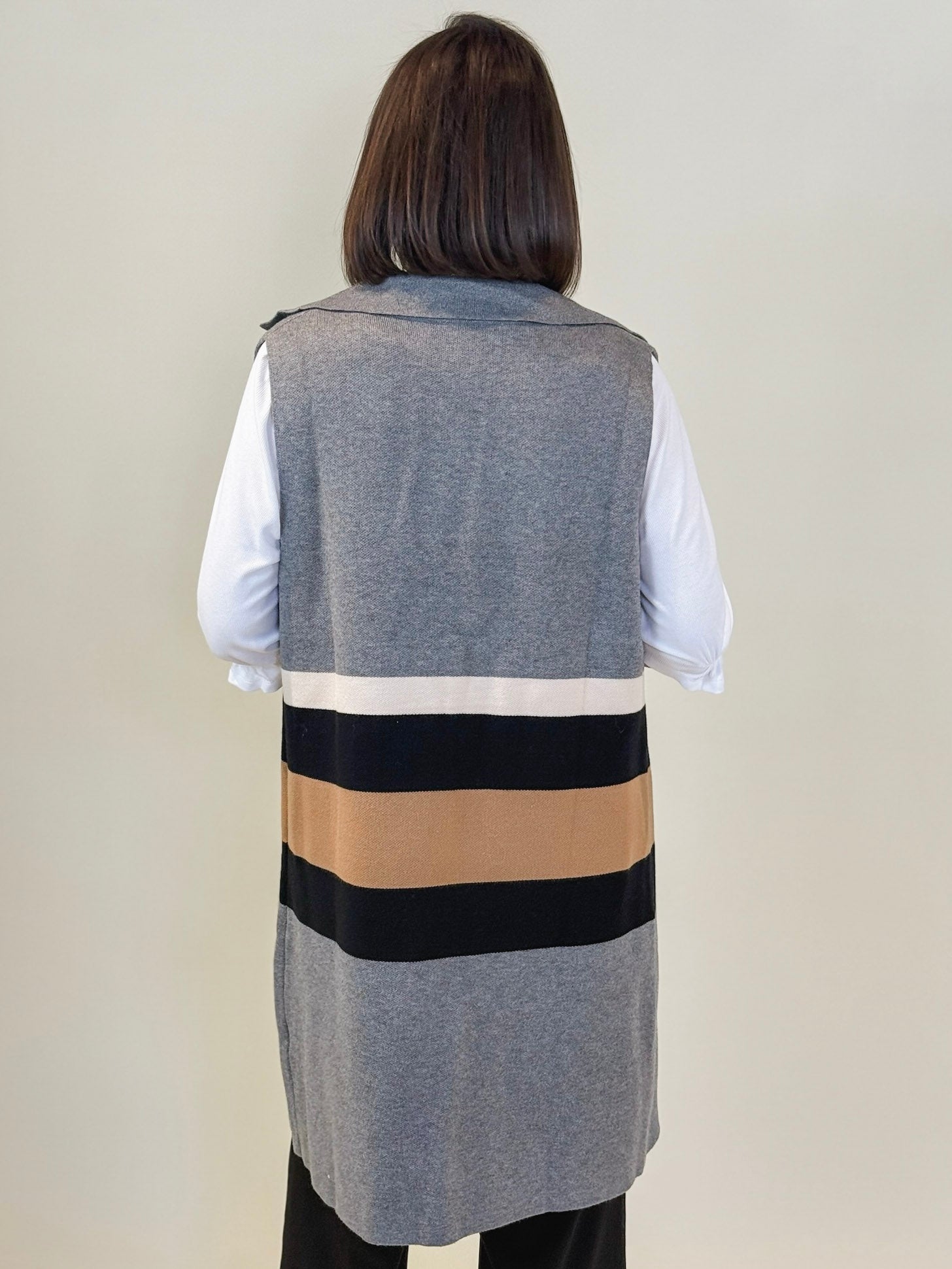 Cary Sleeveless Colorblocked Cardigan