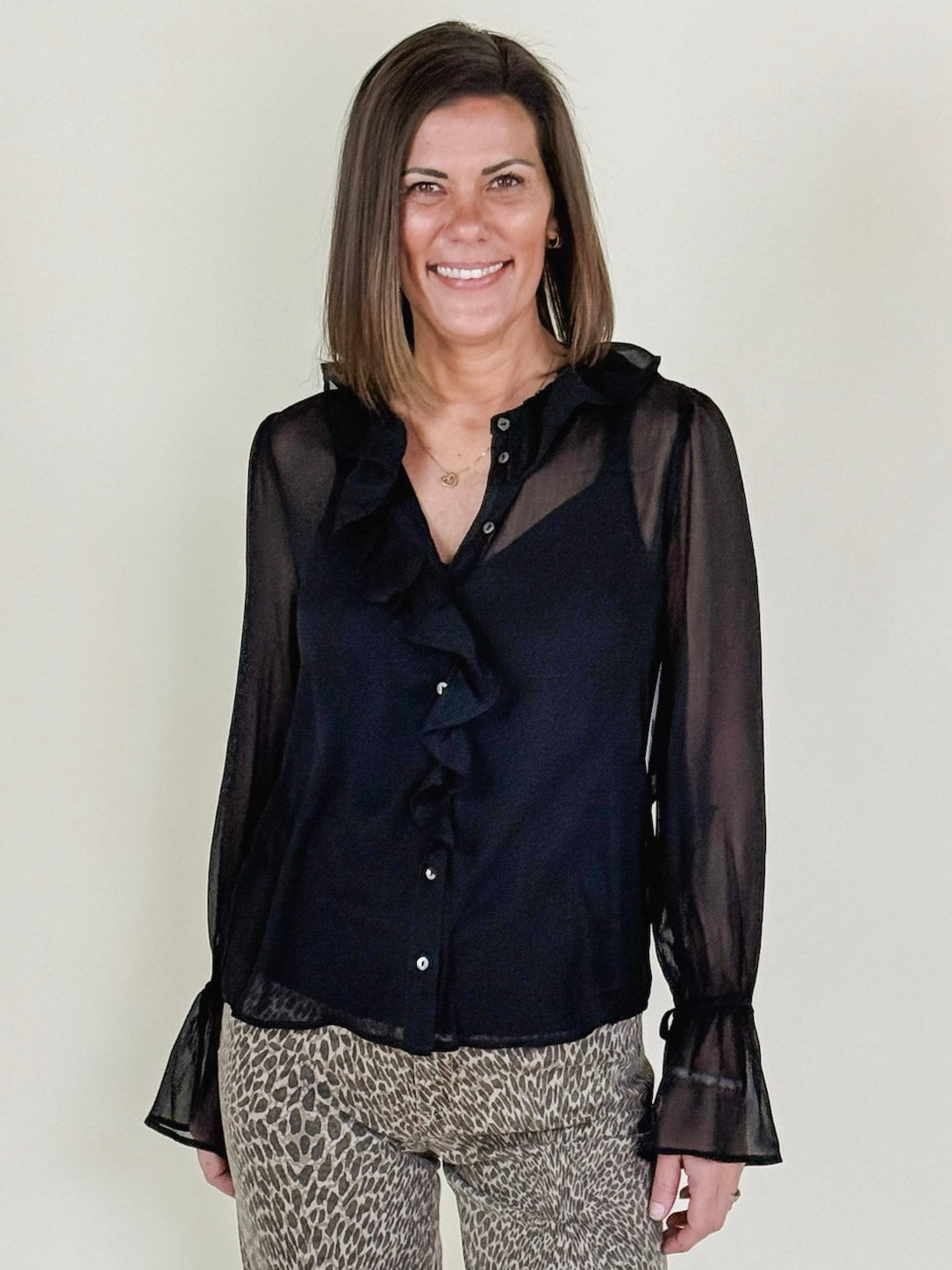 [Liverpool] Valencia Ruffle Front Shirt