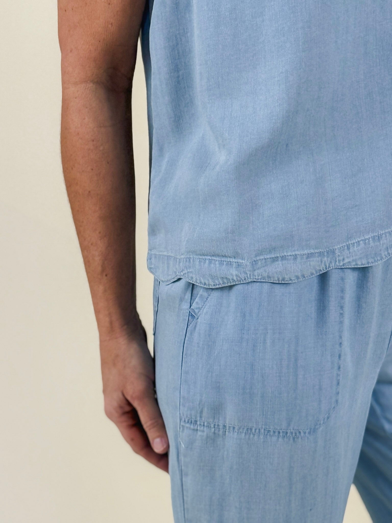 Tina Scallop Hem Sleeveless Top