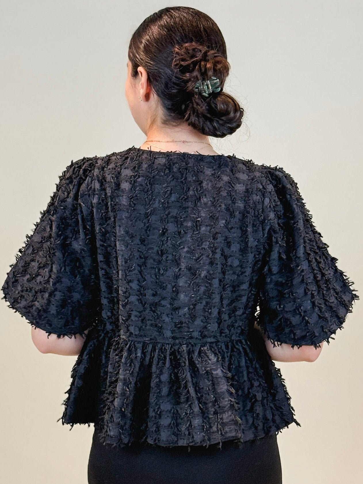 Kai Front Tie Puff Sleeve Fringe Textured Top