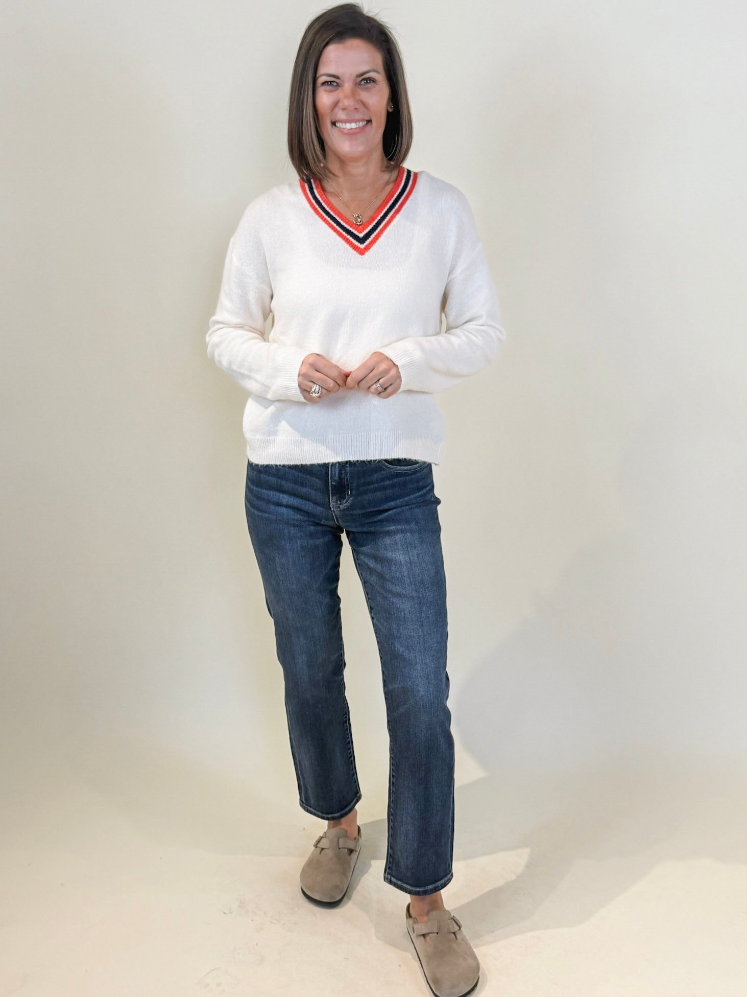 Viv Contrast Trim V-Neck Sweater