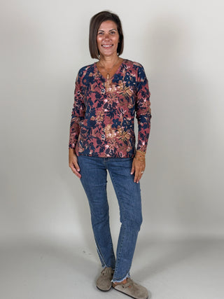 Amy V-Neck Reverse Print Sweater