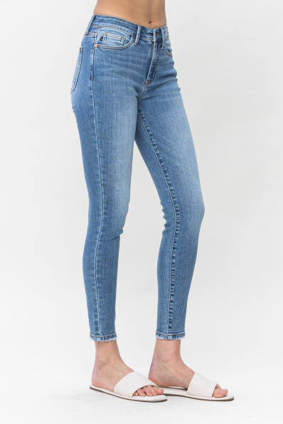 Milania Mid-Rise Vintage Skinny Jeans