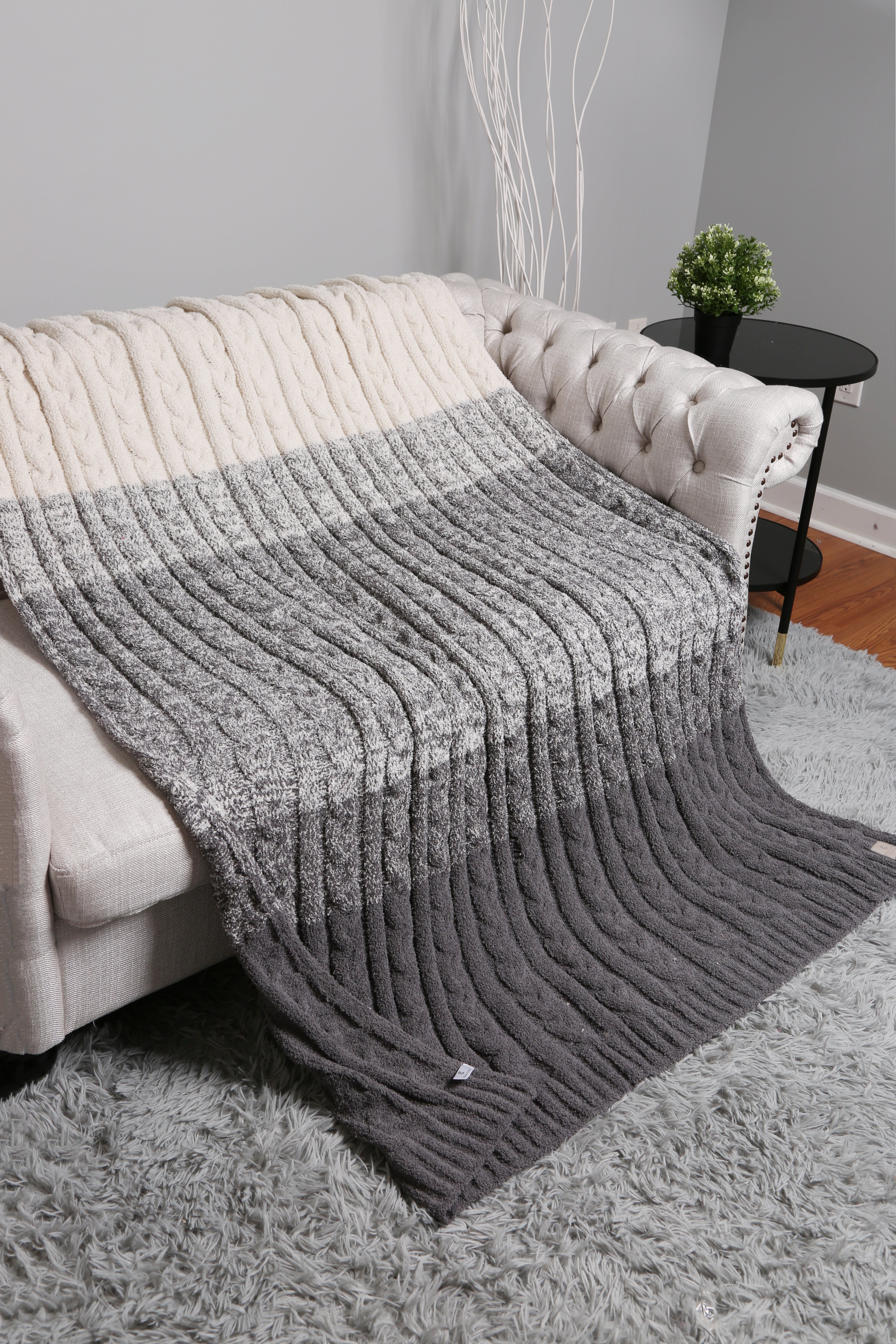 Gray Gradient Throw Blanket