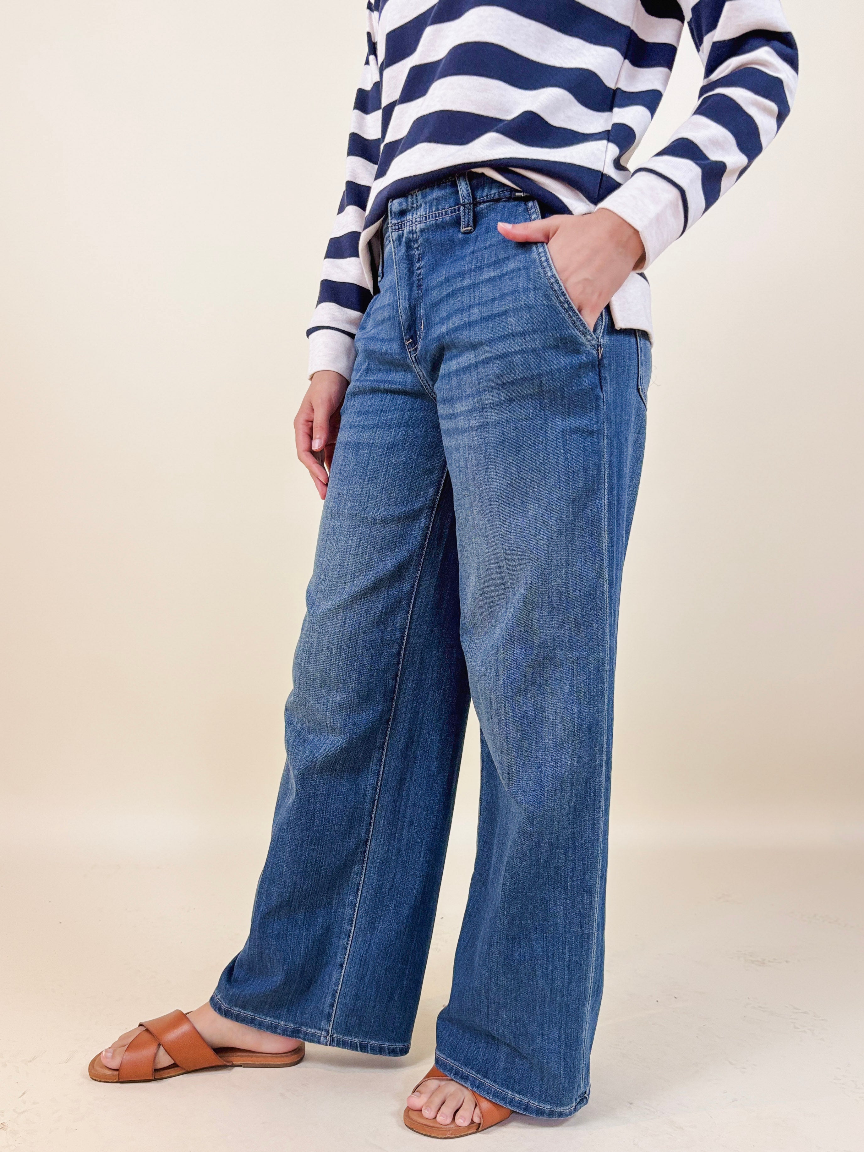 [Liverpool] Weekender Wide Leg Jeans, 30" Inseam