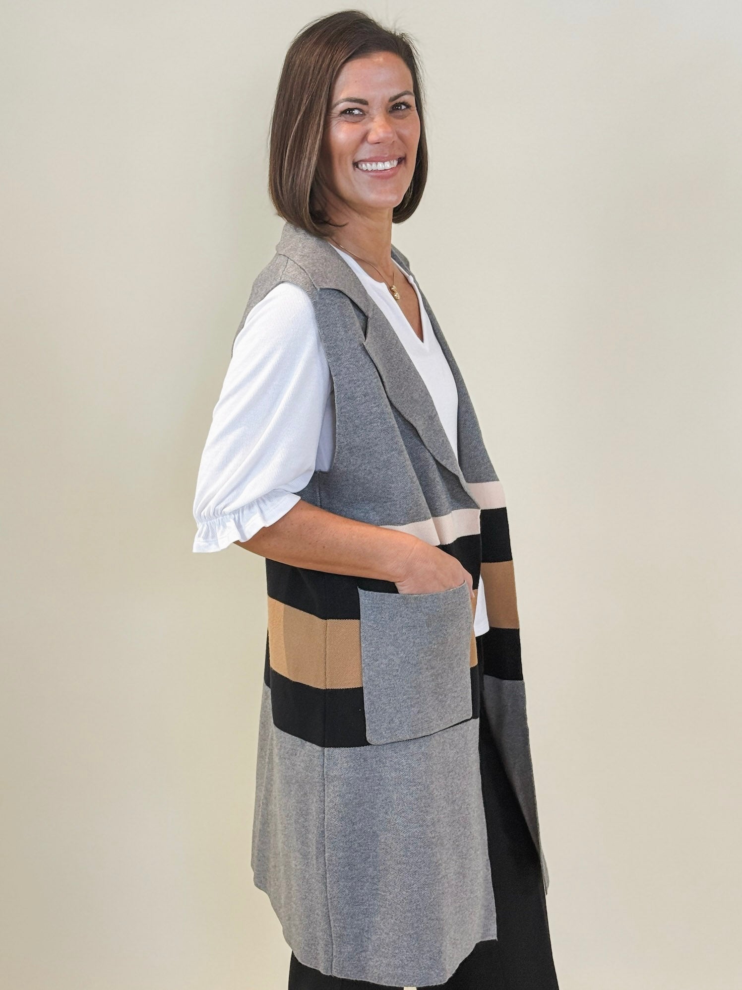 Cary Sleeveless Colorblocked Cardigan