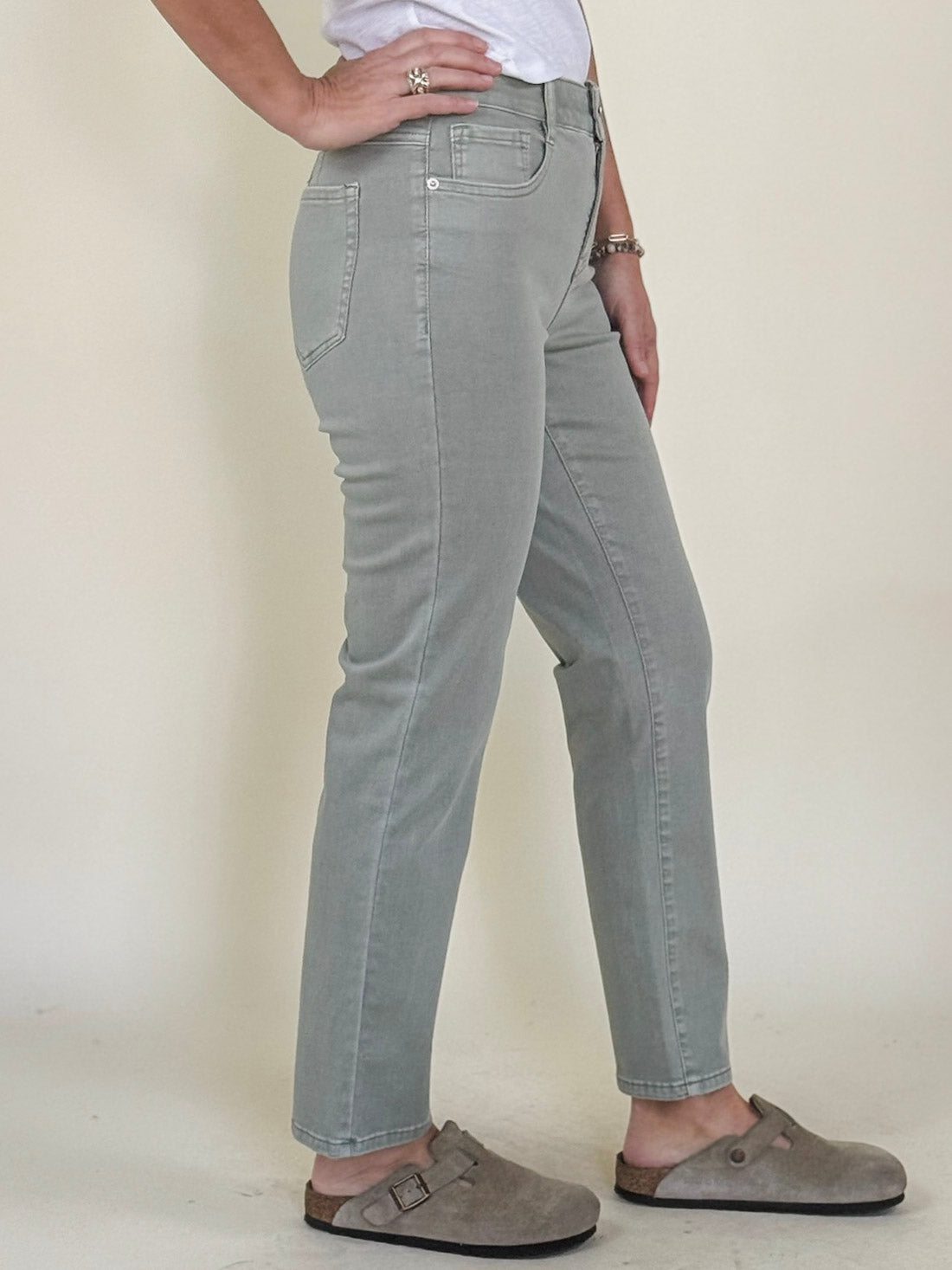 [TRIBAL] Sophia Curvy Hugging Straight Jeans