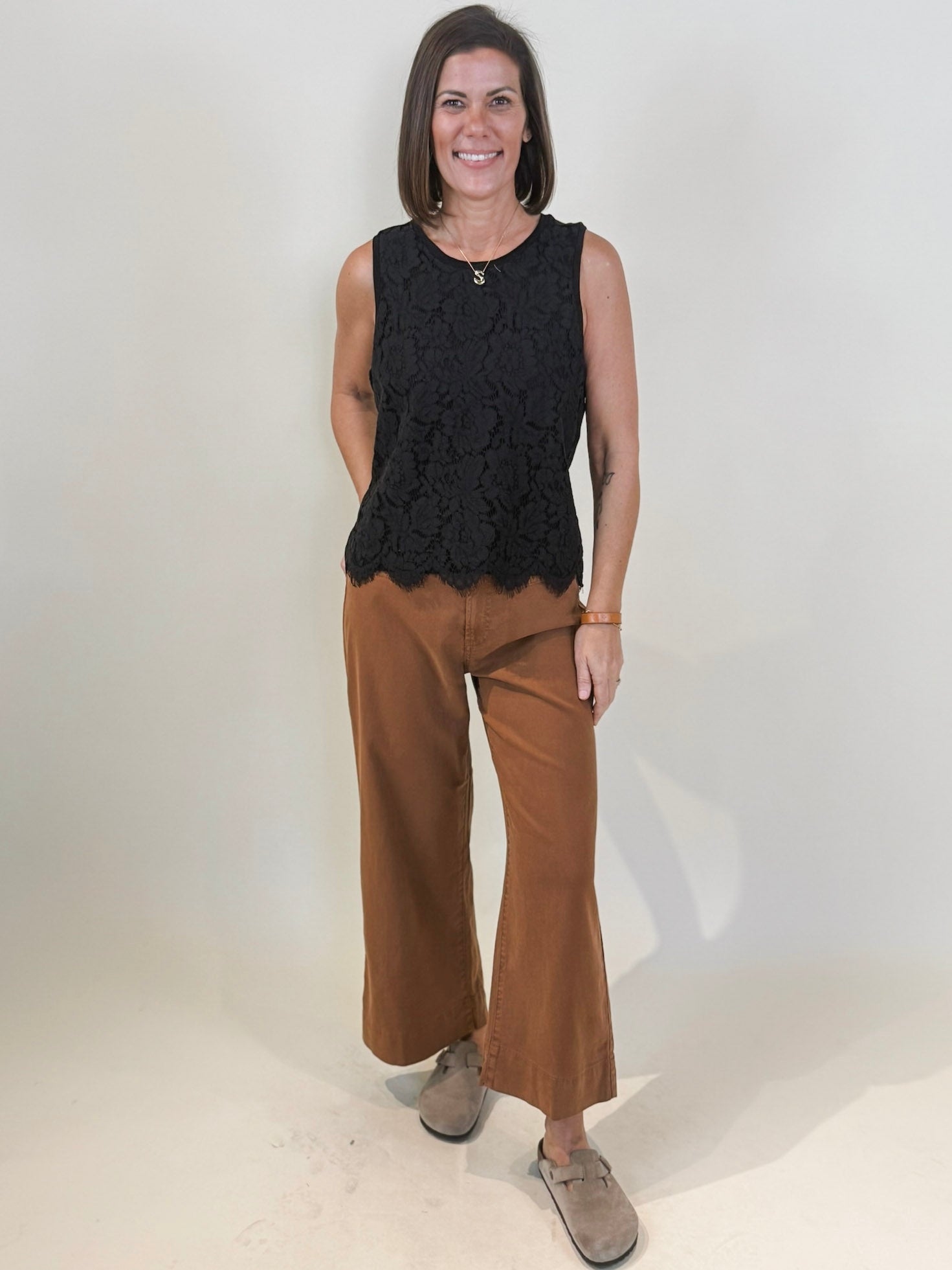 [Liverpool] Litia Sleeveless Lace-to-Knit Top