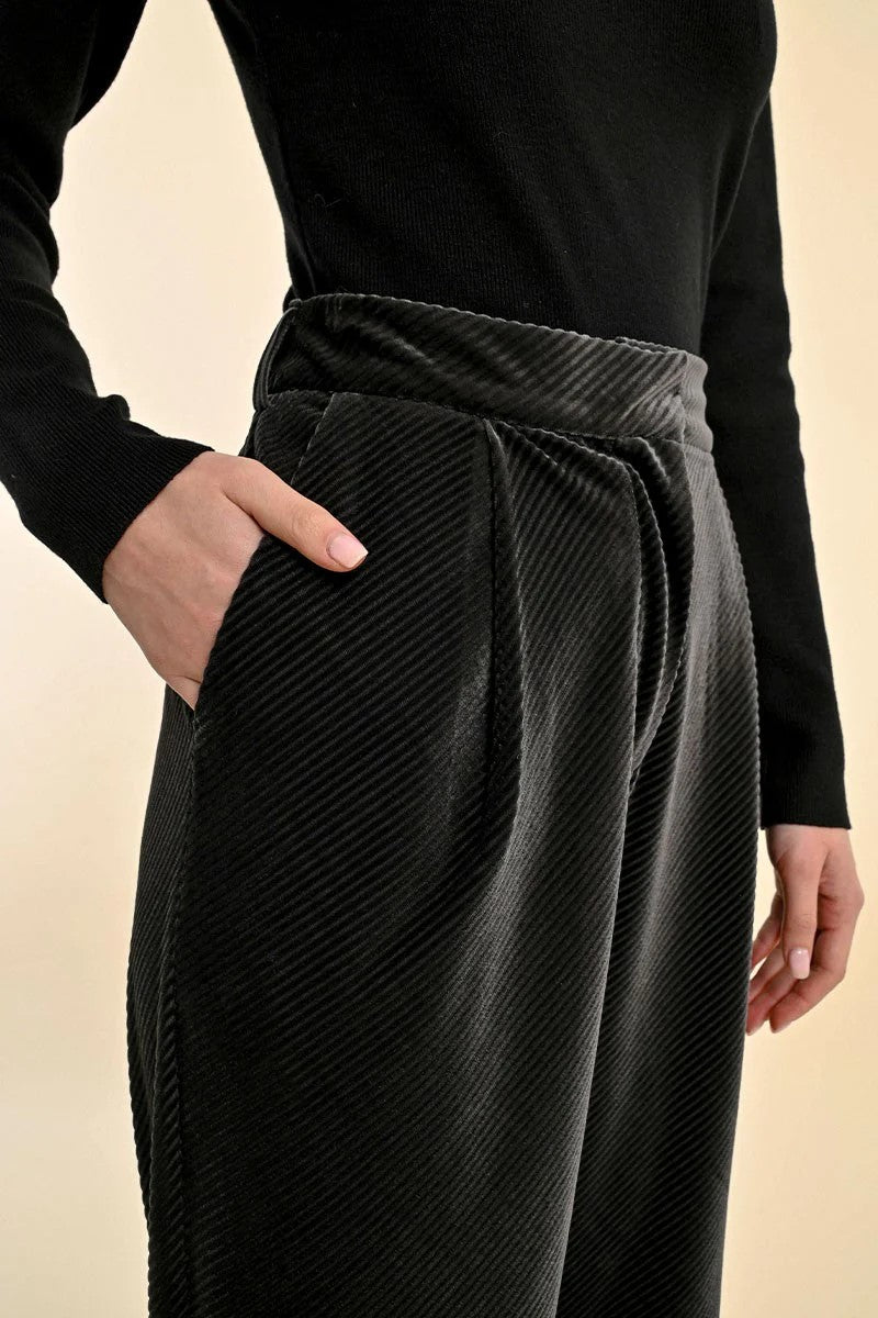 Maya Velvet Pleated Trousers