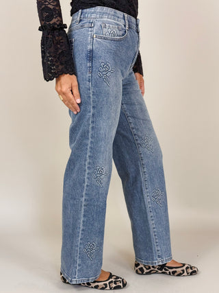 [TRIBAL] Sophia Curvy 3D Flower Denim