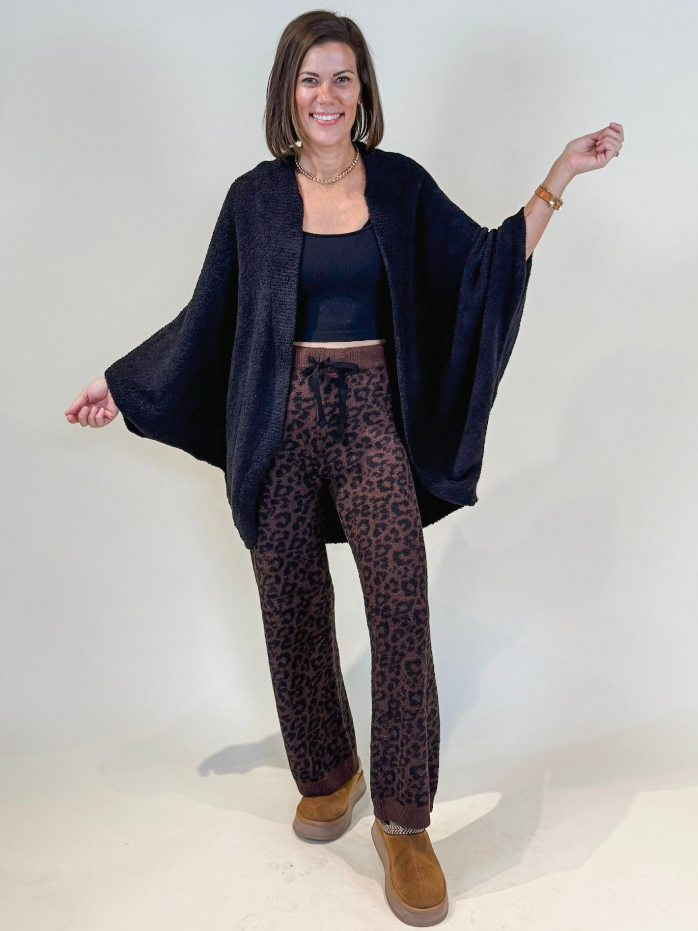 Camy Soft & Cozy Marshmallow Shrug - Black