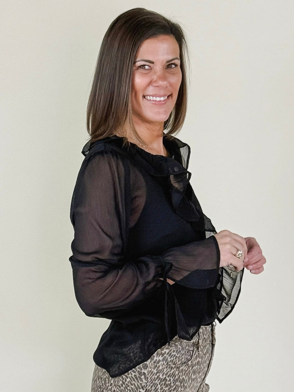 [Liverpool] Valencia Ruffle Front Shirt