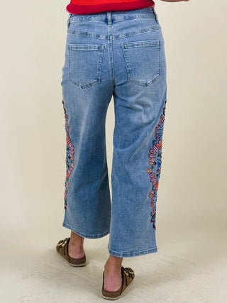 [TRIBAL] Audrey Fancy Embroidery Wide Crop Jeans