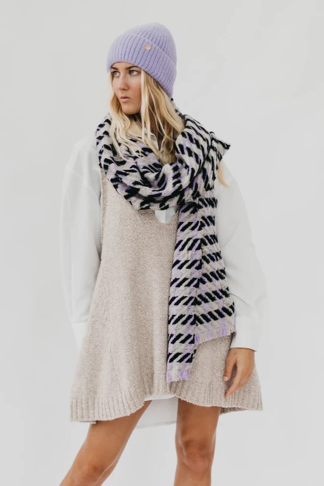 Cold Morning Houndstooth Scarf - Purple