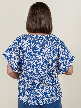 Mari Mao Collar Ocean Print Blouse