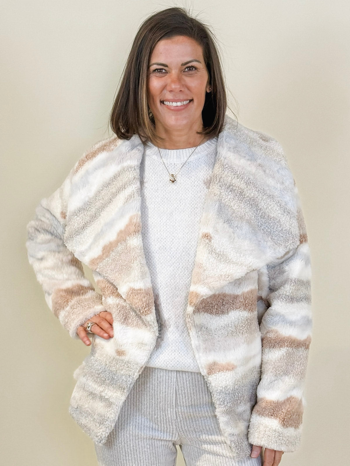 Kelly Big Lapel Collar Fur Jacket