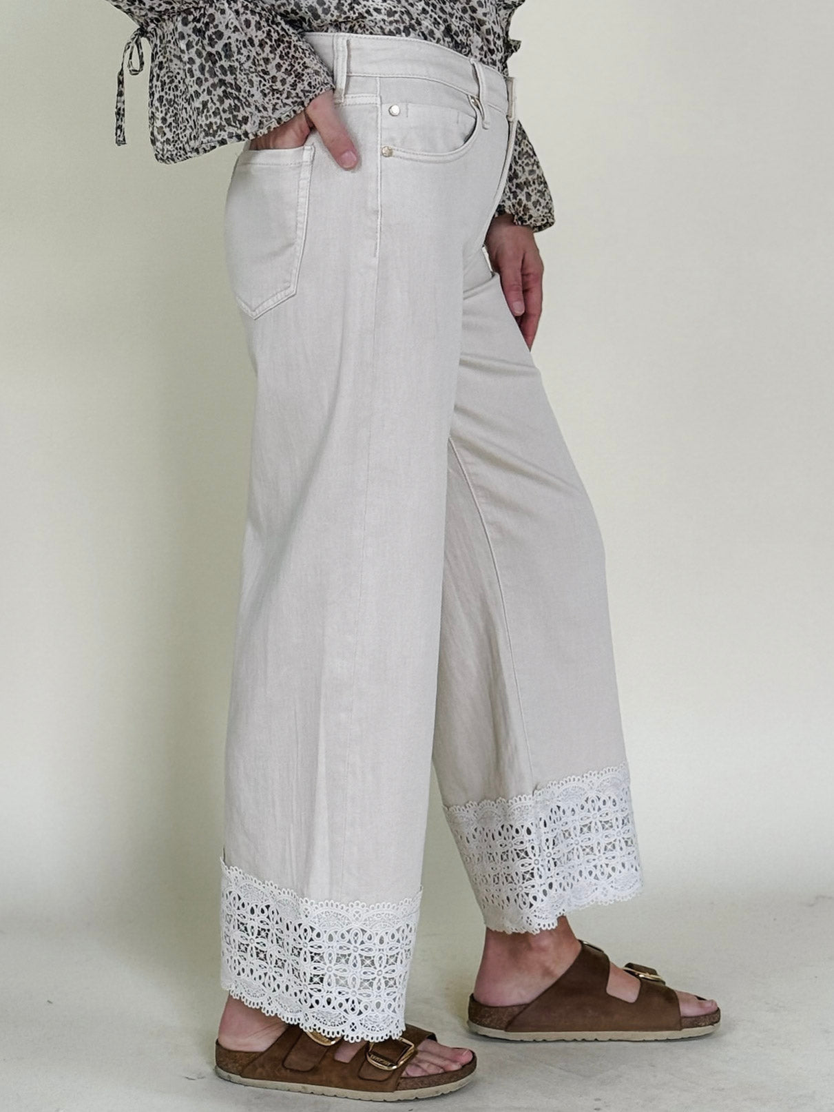 [Liverpool] Stride Wide Leg Denim with Lace Trim, 27" Inseam