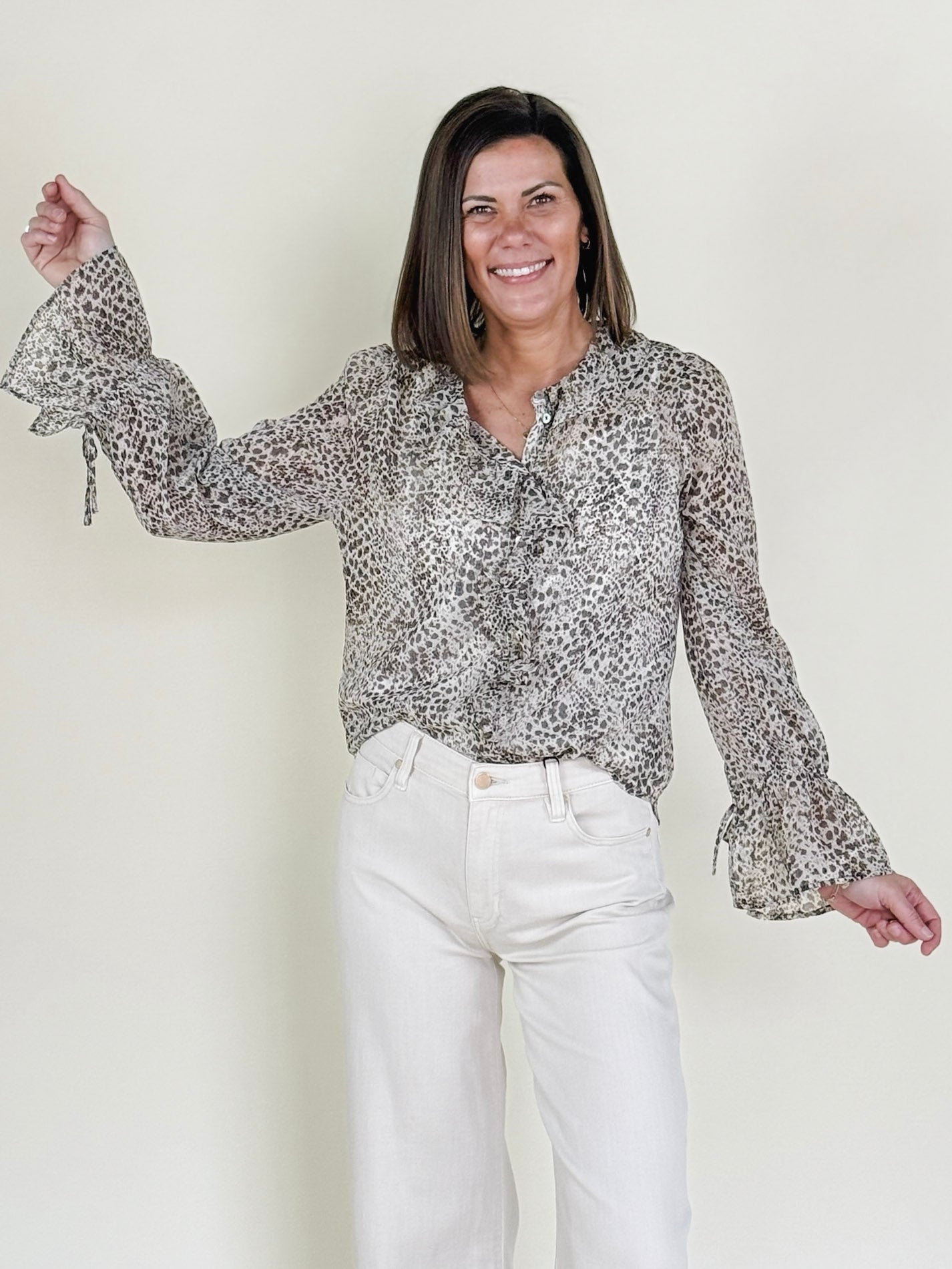 [Liverpool] Valencia Ruffle Front Shirt