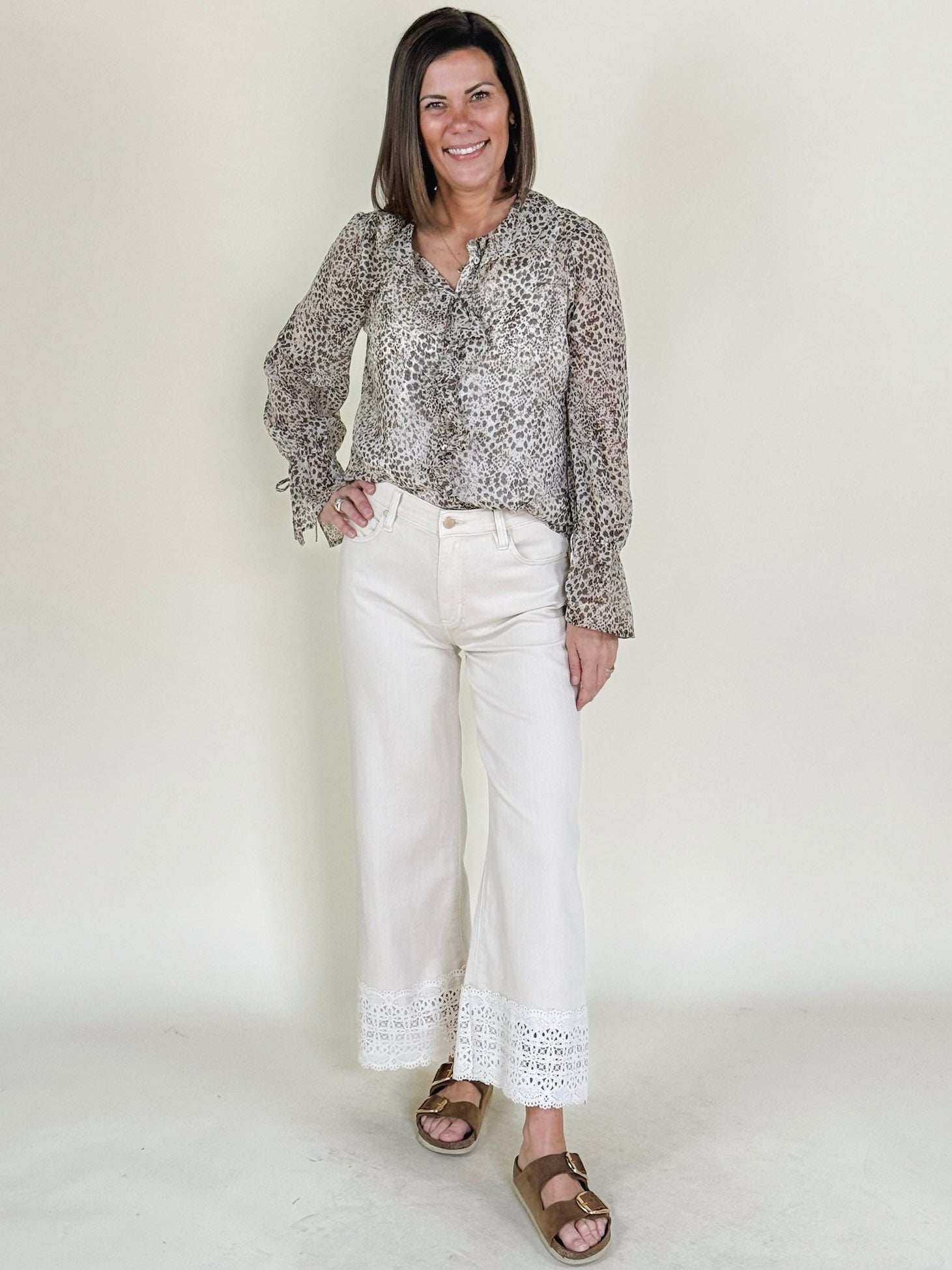 [Liverpool] Stride Wide Leg Denim with Lace Trim, 27" Inseam