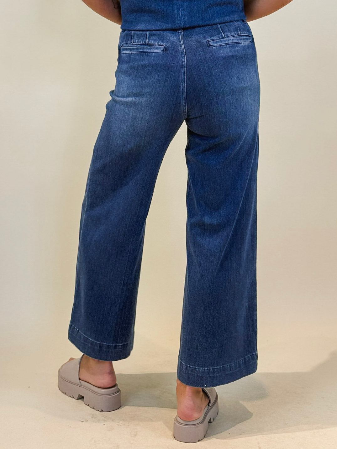 Lottie Wide Crop Pants