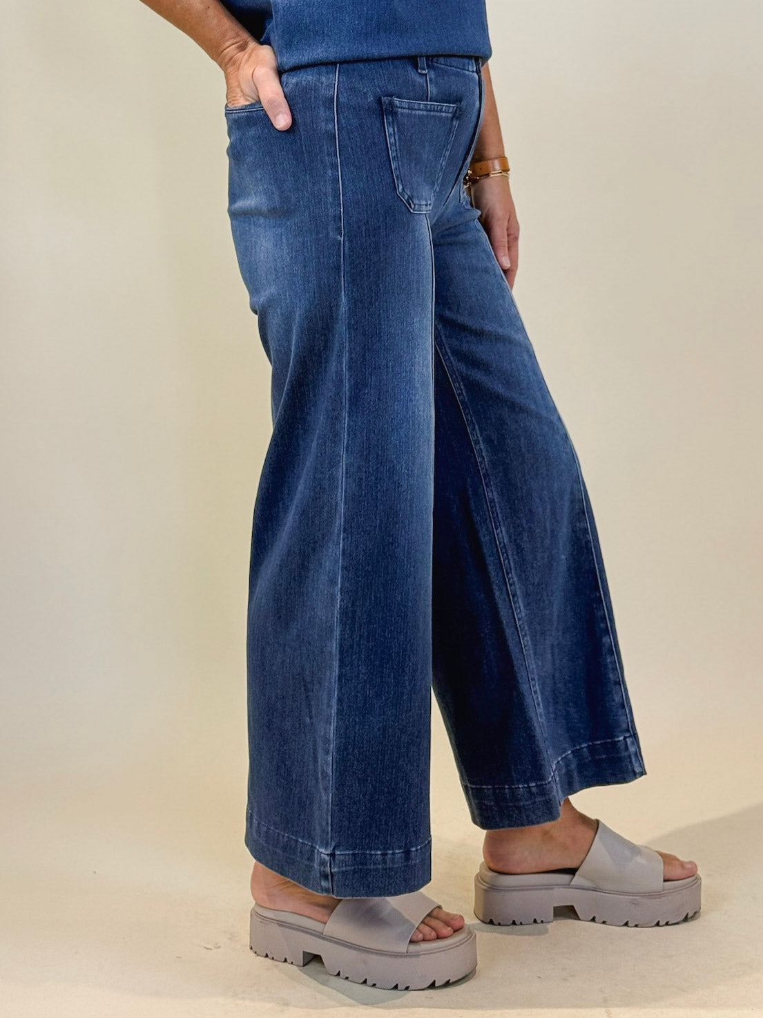Lottie Wide Crop Pants