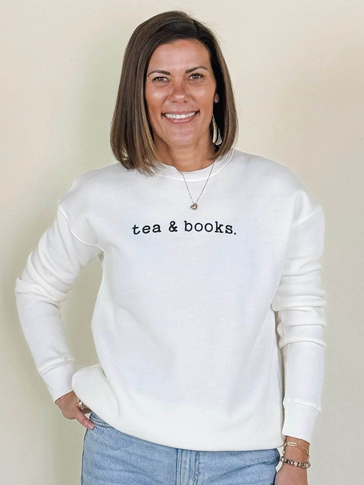 Tea & Books Graphic Sweatshirt