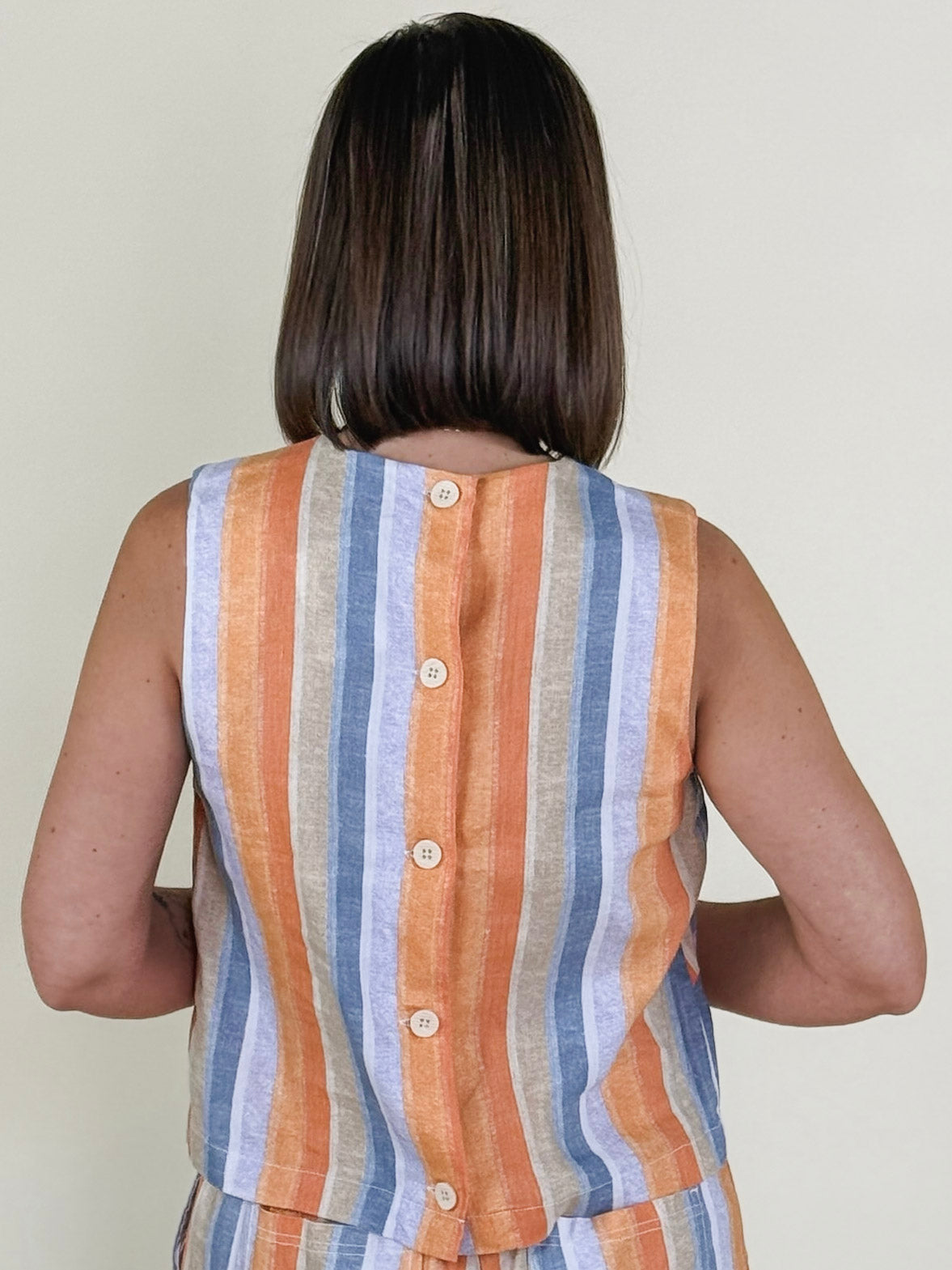 [Liverpool] Shelly Sleeveless Button Back Top