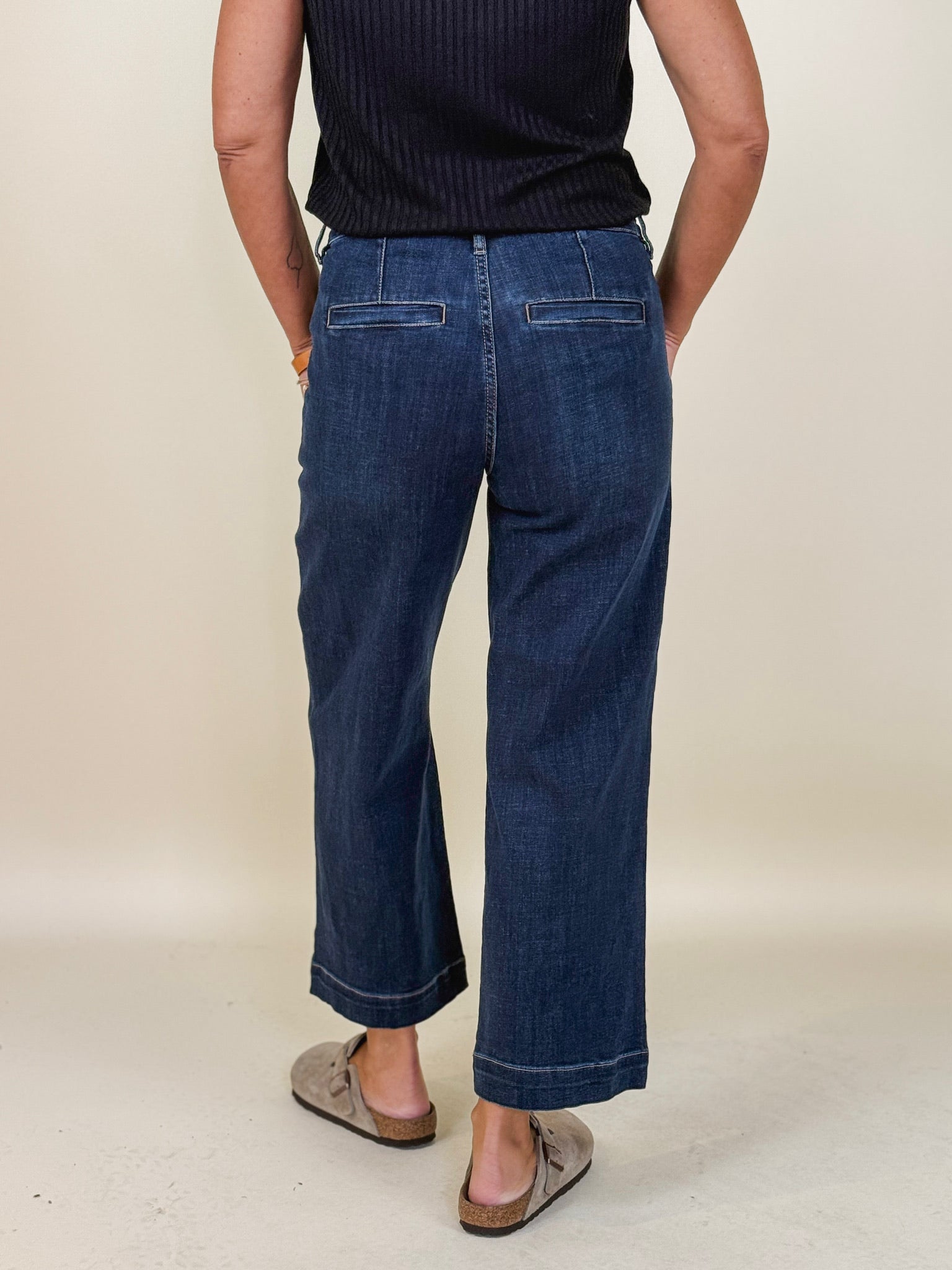 [Liverpool] Stride Wide Leg Jean with Trouser Details, 27” Inseam