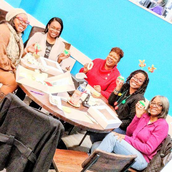 GNO: Cookie Decorating!