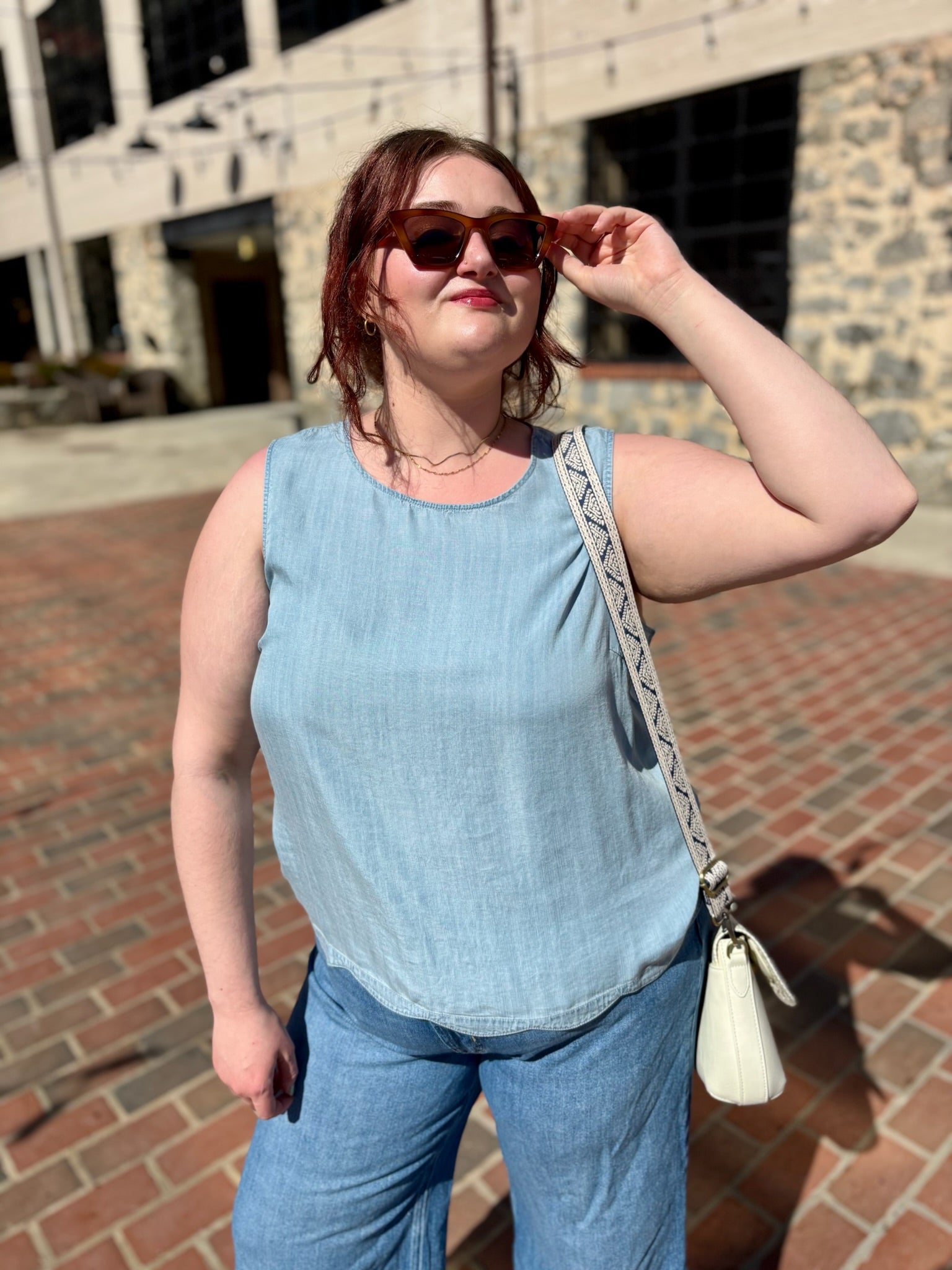 Tina Scallop Hem Sleeveless Top