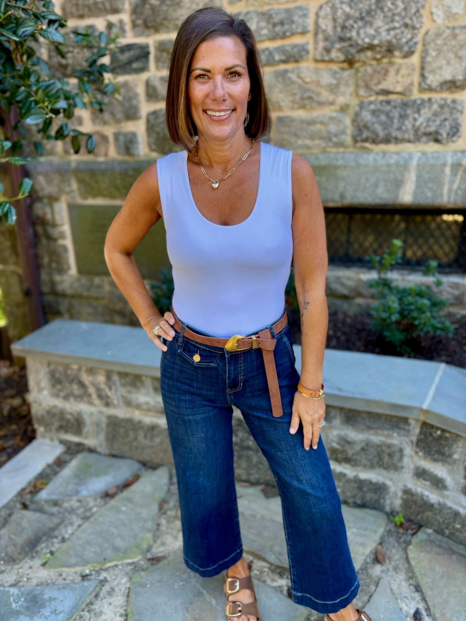 [Liverpool] Stride Wide Leg Jean with Trouser Details, 27” Inseam