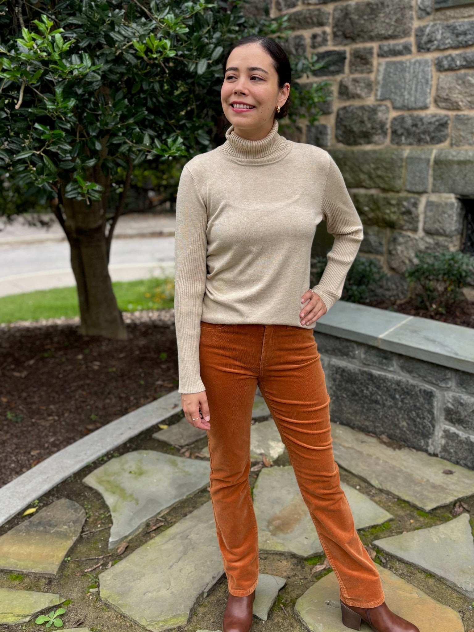 [TRIBAL] Turtle Neck Sweater