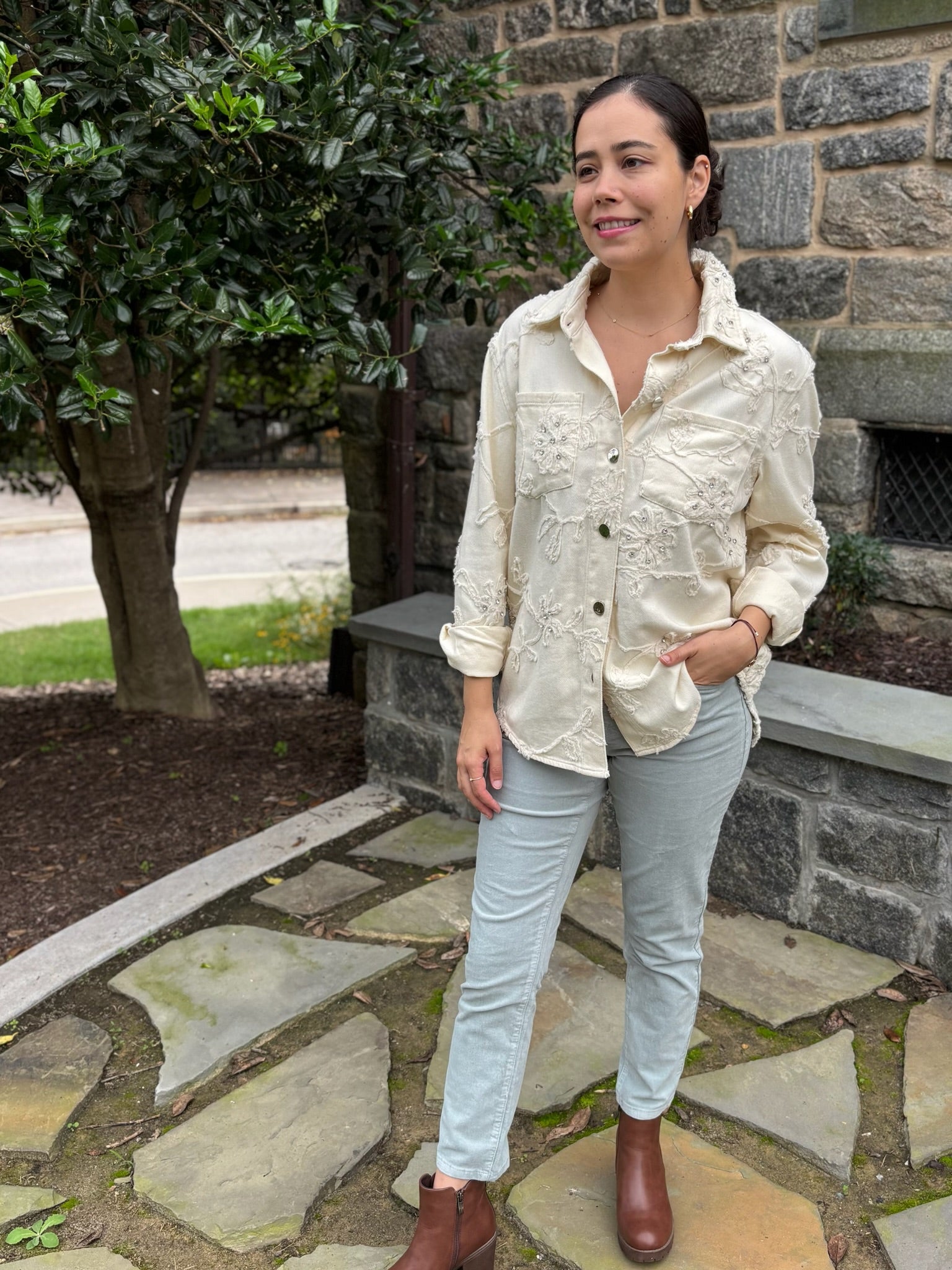 [TRIBAL] Fancy Applique Shacket