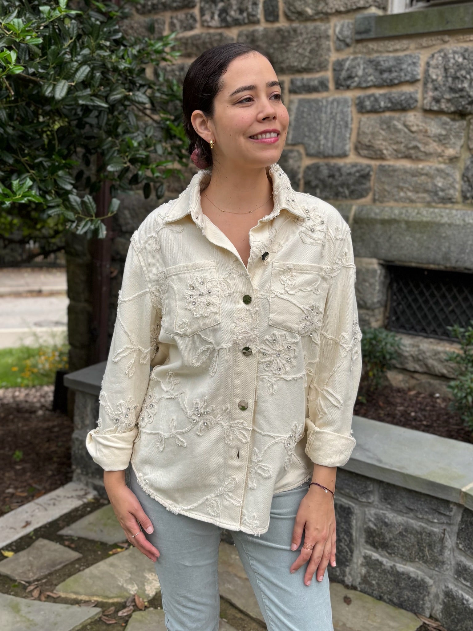 [TRIBAL] Fancy Applique Shacket