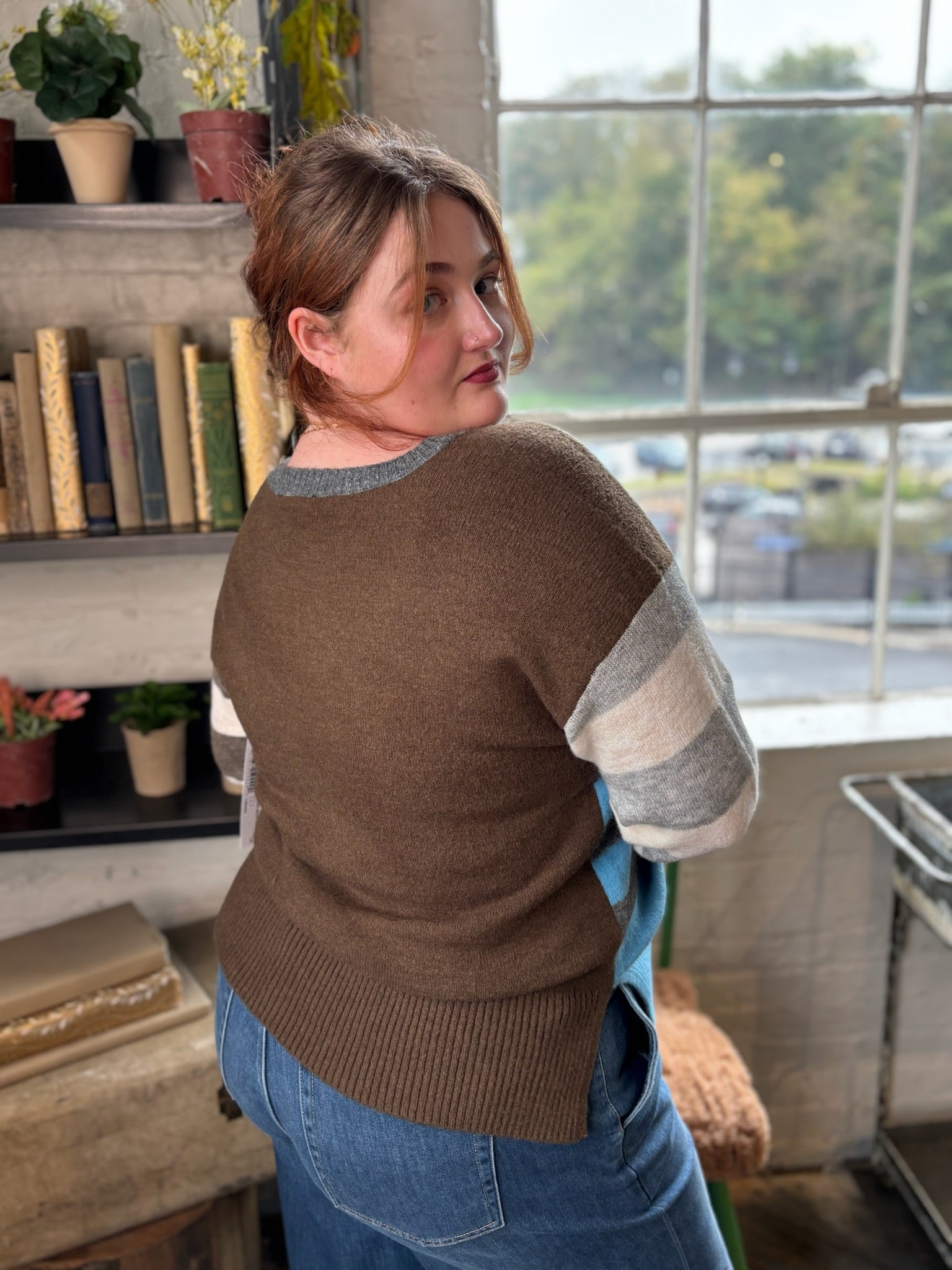 [TRIBAL] Boat Neck Sweater