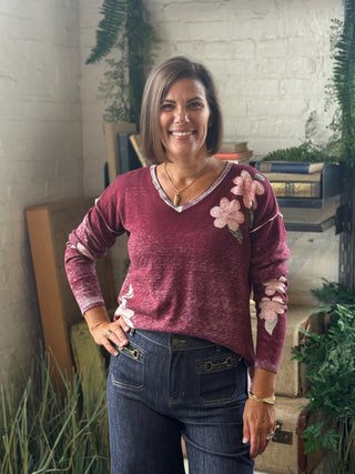 Amy V-Neck Reverse Print Sweater