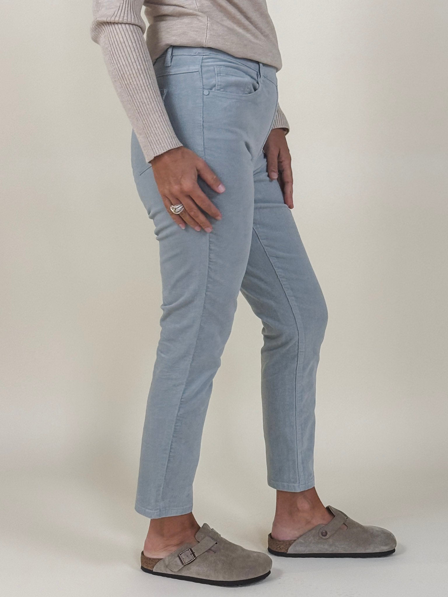 [TRIBAL] Audrey Micro Corduroy Pull-On Slim Pant