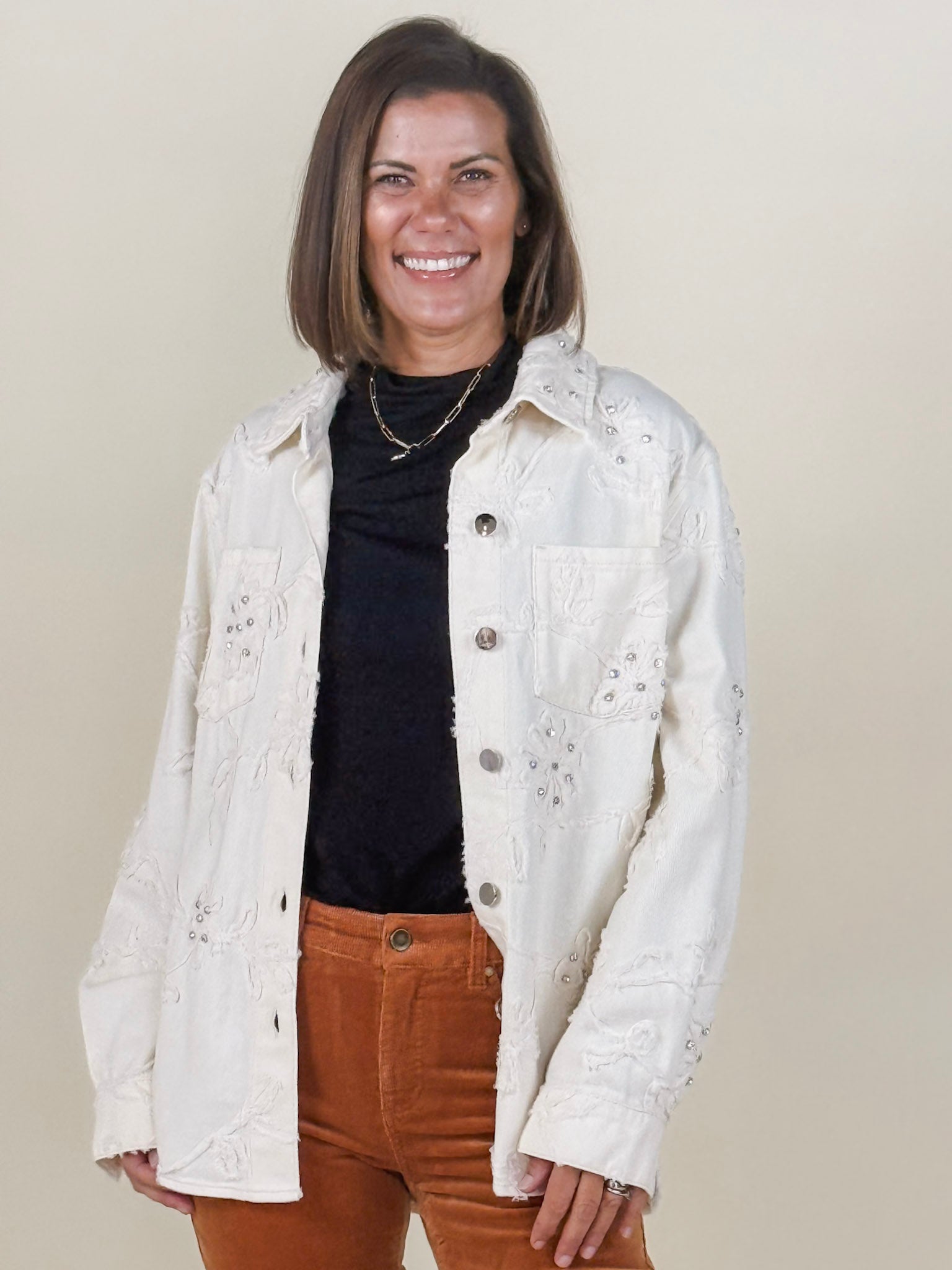 [TRIBAL] Fancy Applique Shacket