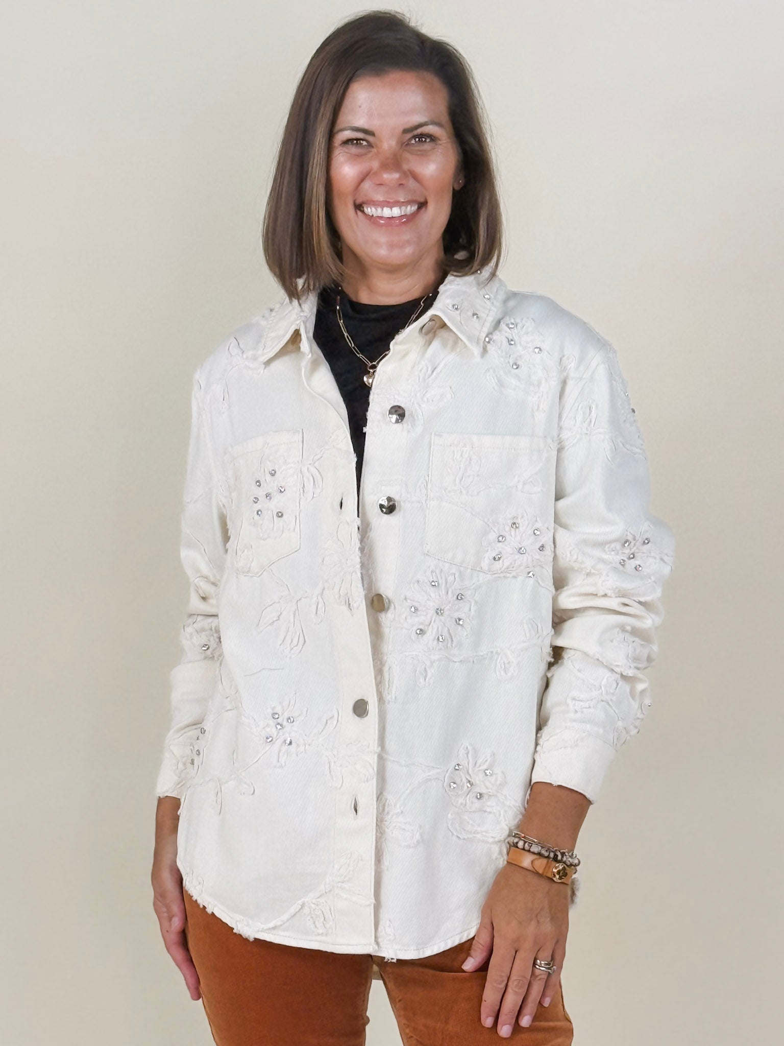 [TRIBAL] Fancy Applique Shacket