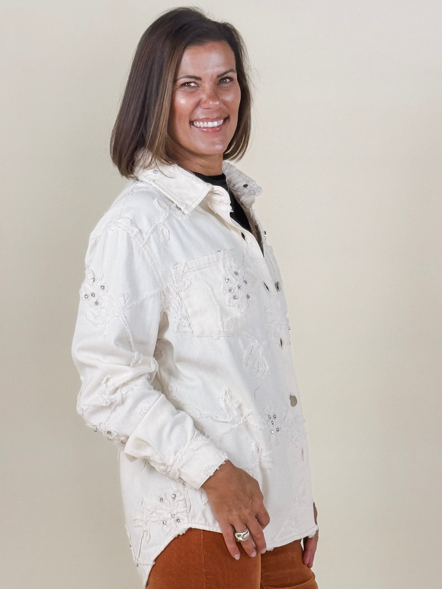 [TRIBAL] Fancy Applique Shacket