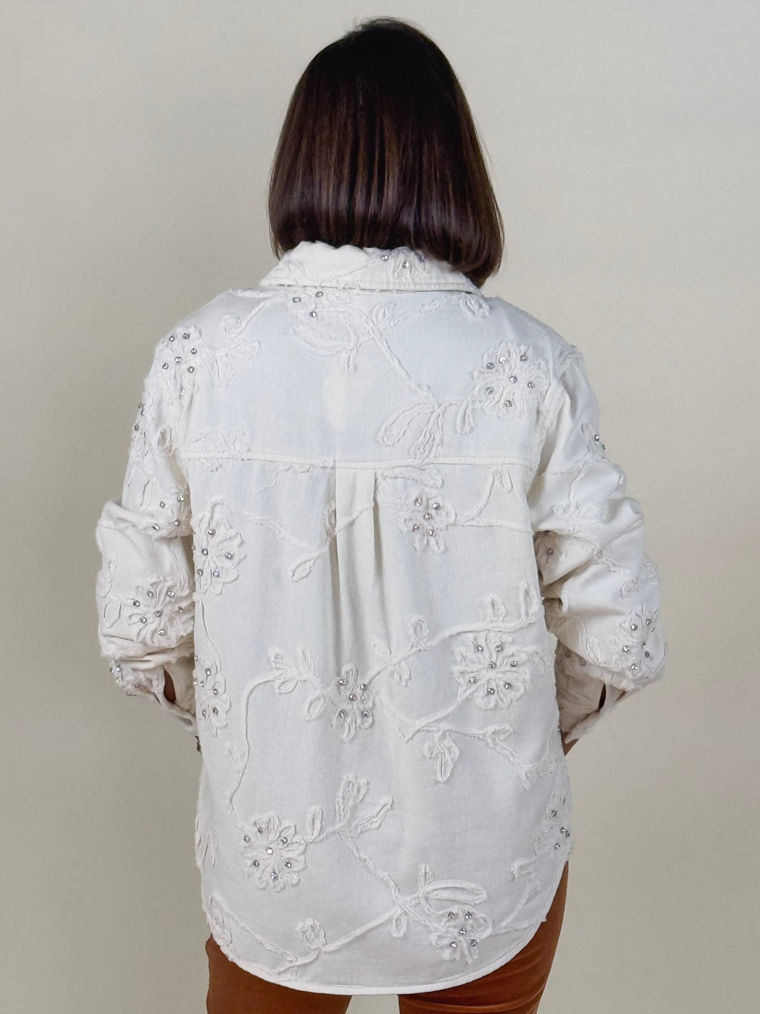 [TRIBAL] Fancy Applique Shacket