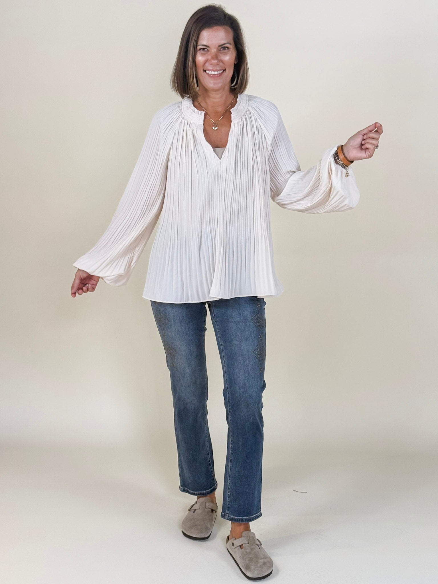 [TRIBAL] Ruffle Collar Blouse