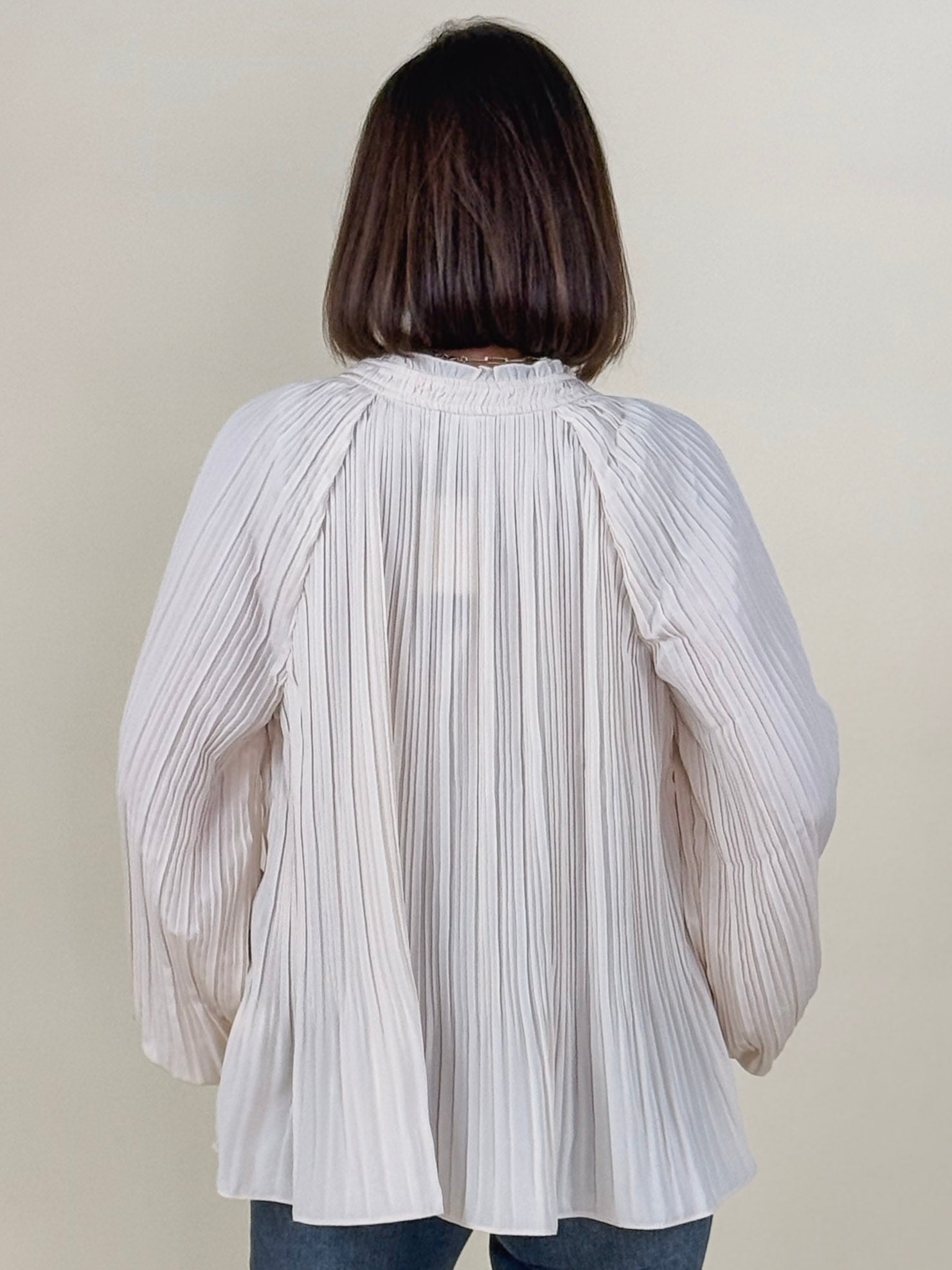 [TRIBAL] Ruffle Collar Blouse