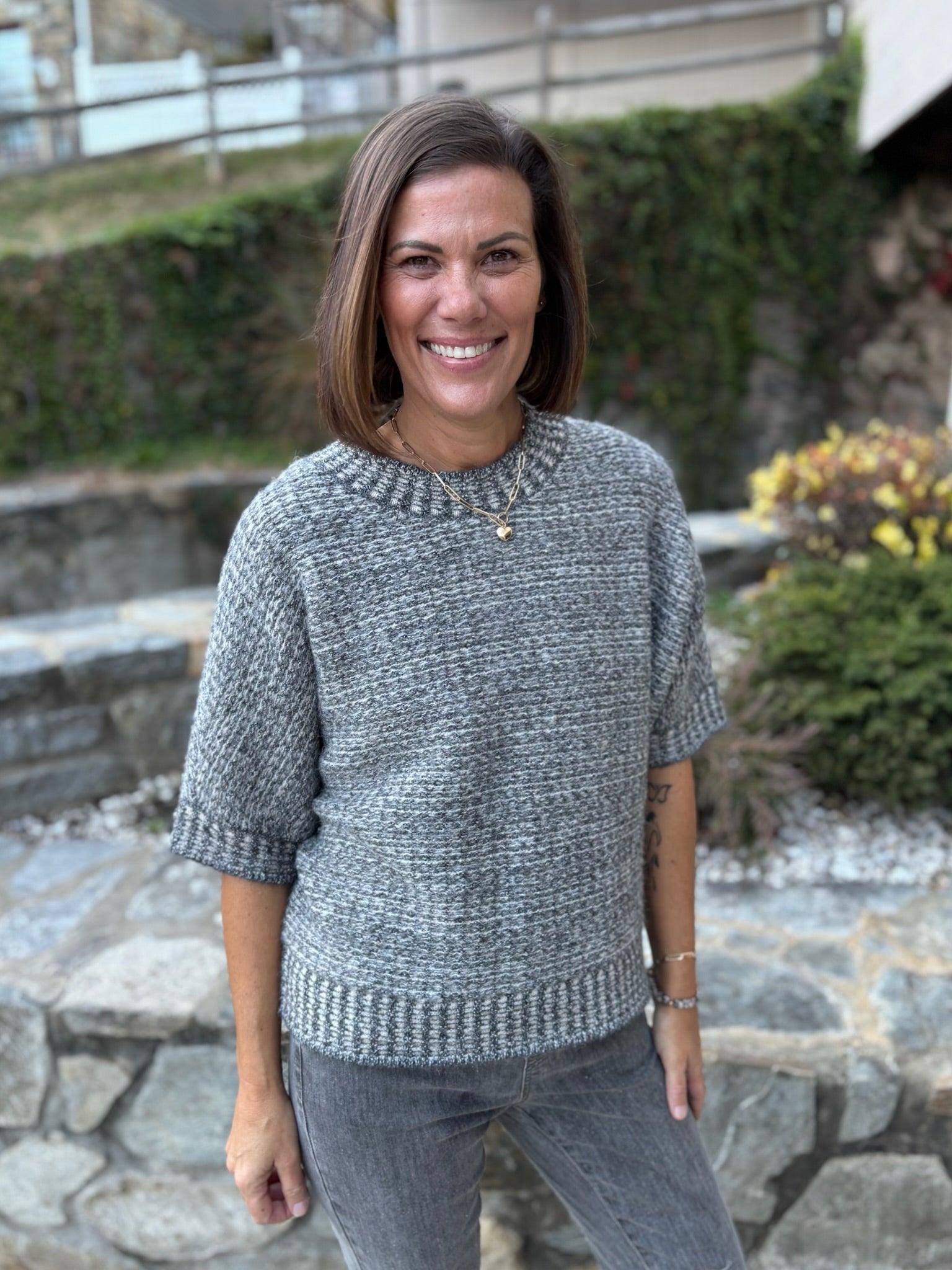 [TRIBAL] Crew Neck Half Sleeve Sweater