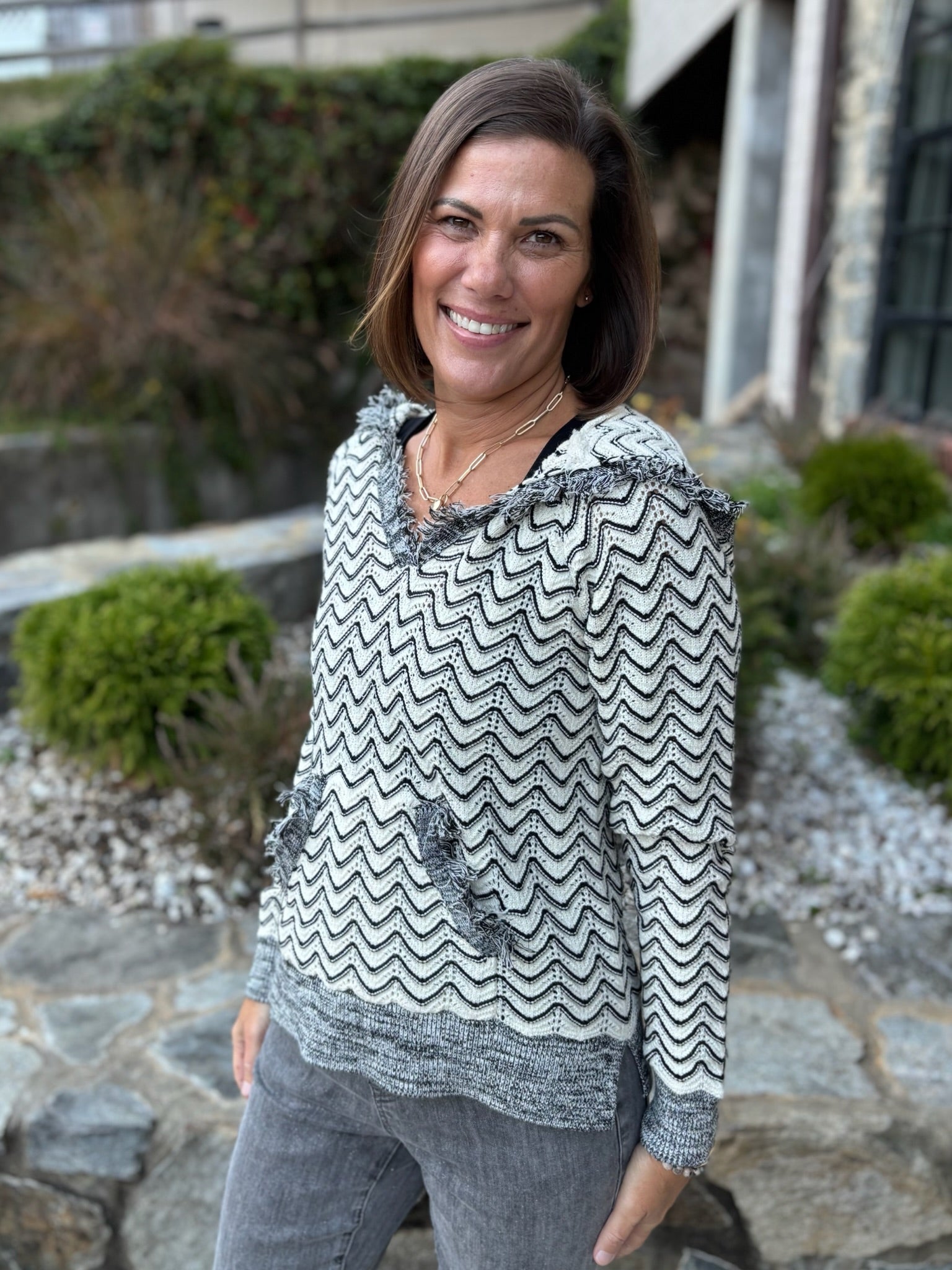 [TRIBAL] Fringed Hooded Sweater