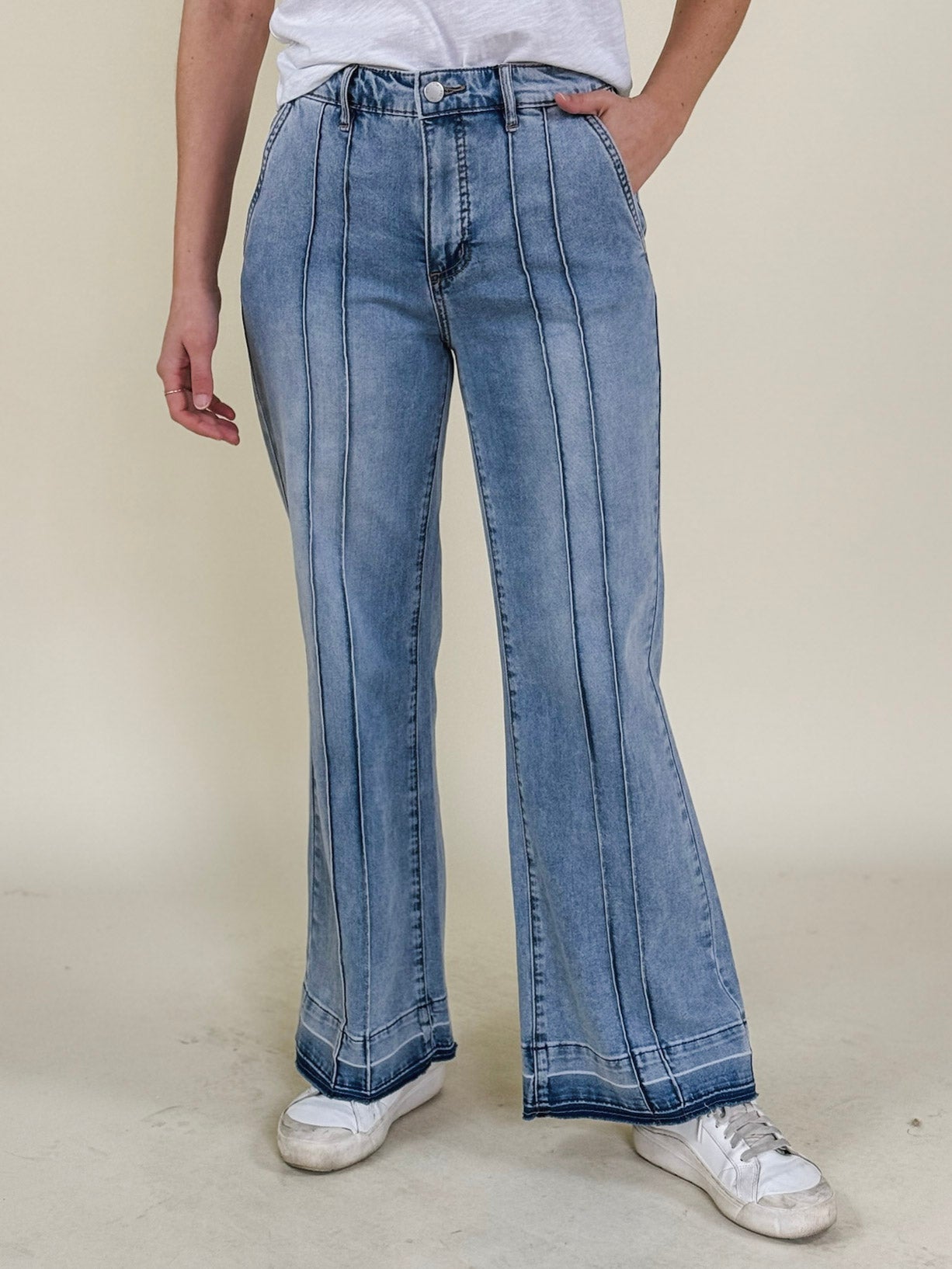 Suzanne Wide Bootleg Jeans