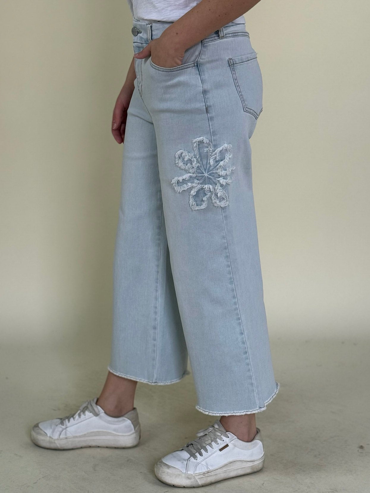 Fauna Wide Leg Crop Jeans