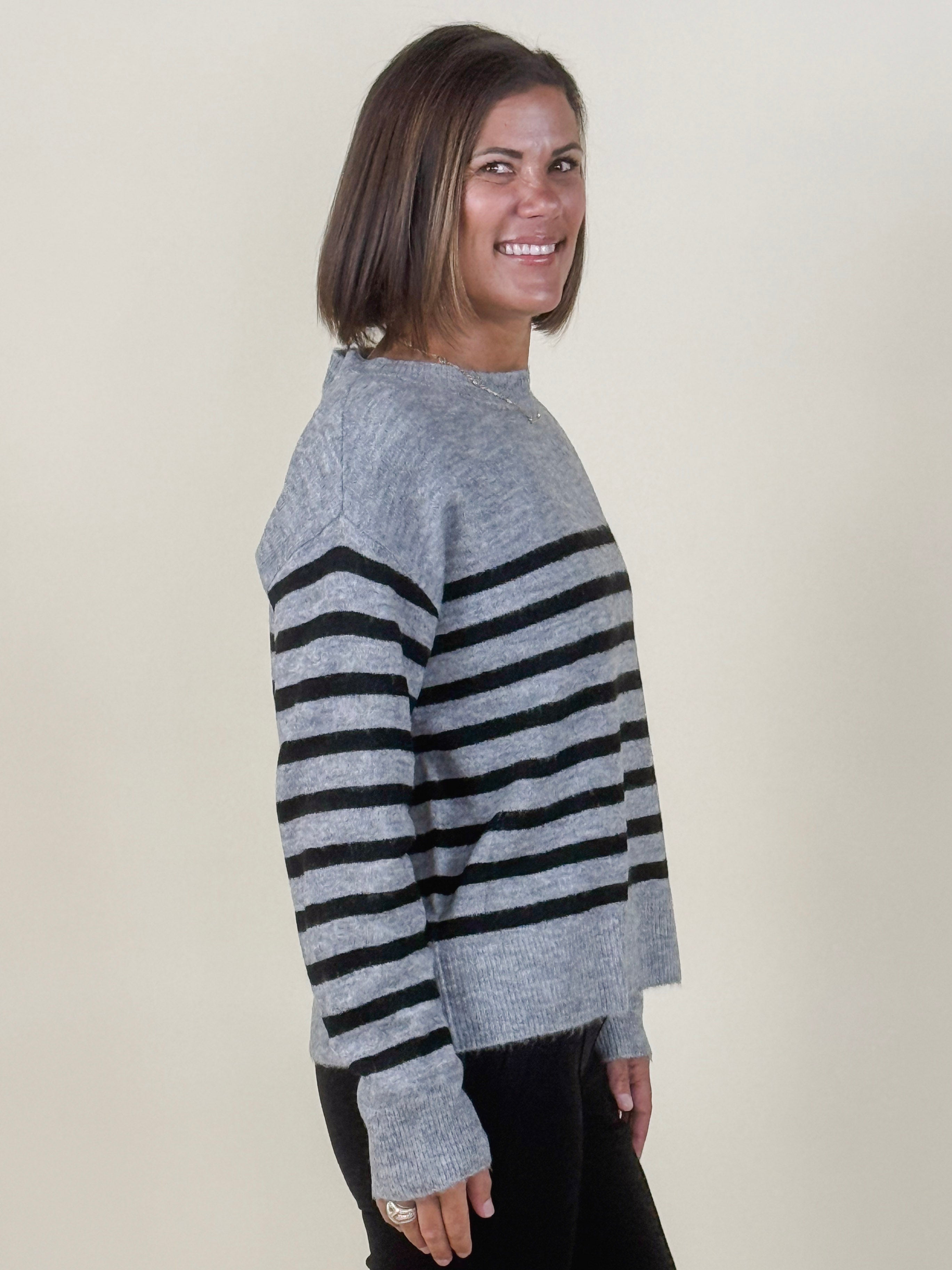 [Liverpool] Mckensey Dropped Shoulder Sweater