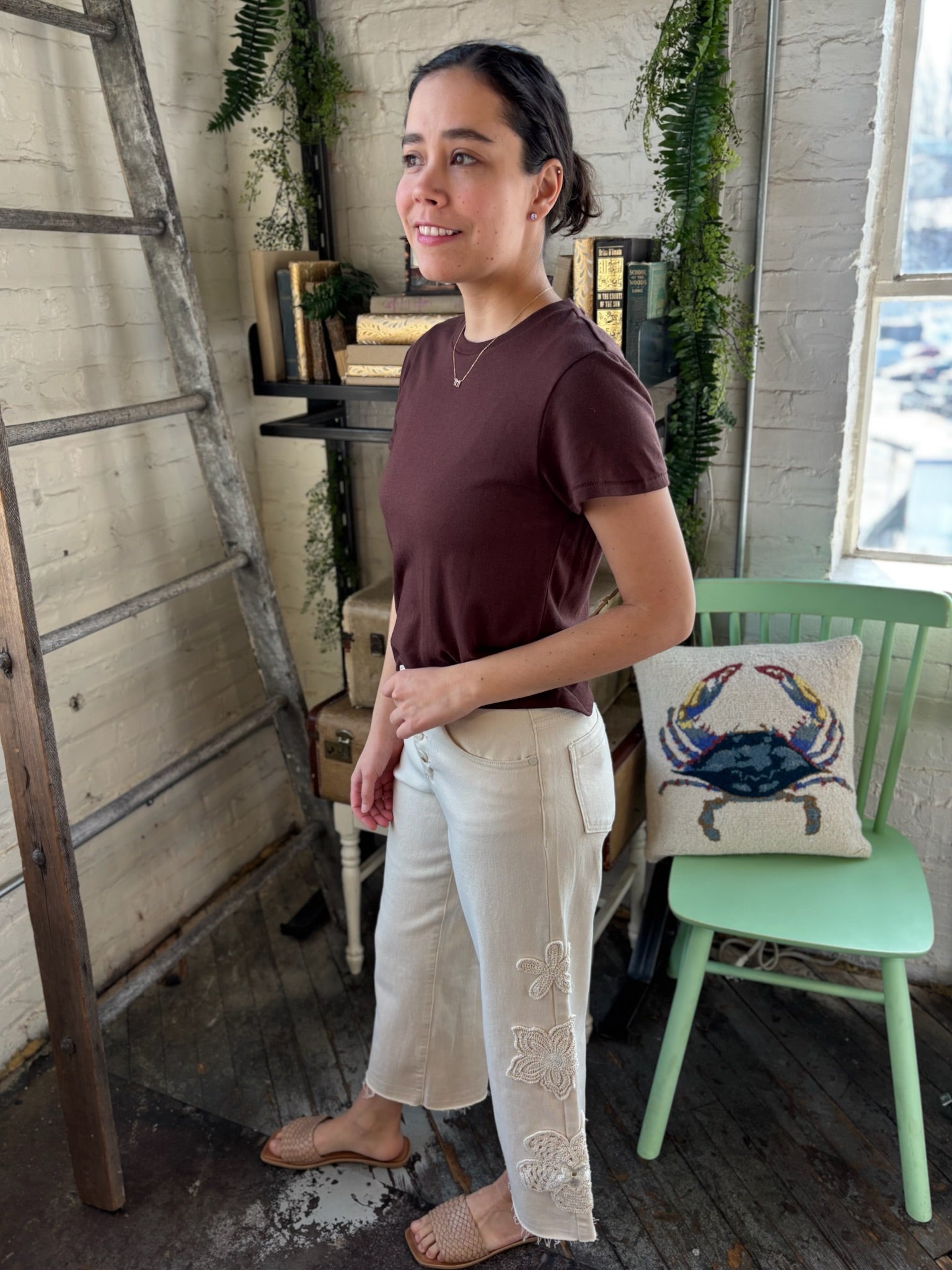 [TRIBAL] Audrey Wide Crop Crochet Detail Jeans