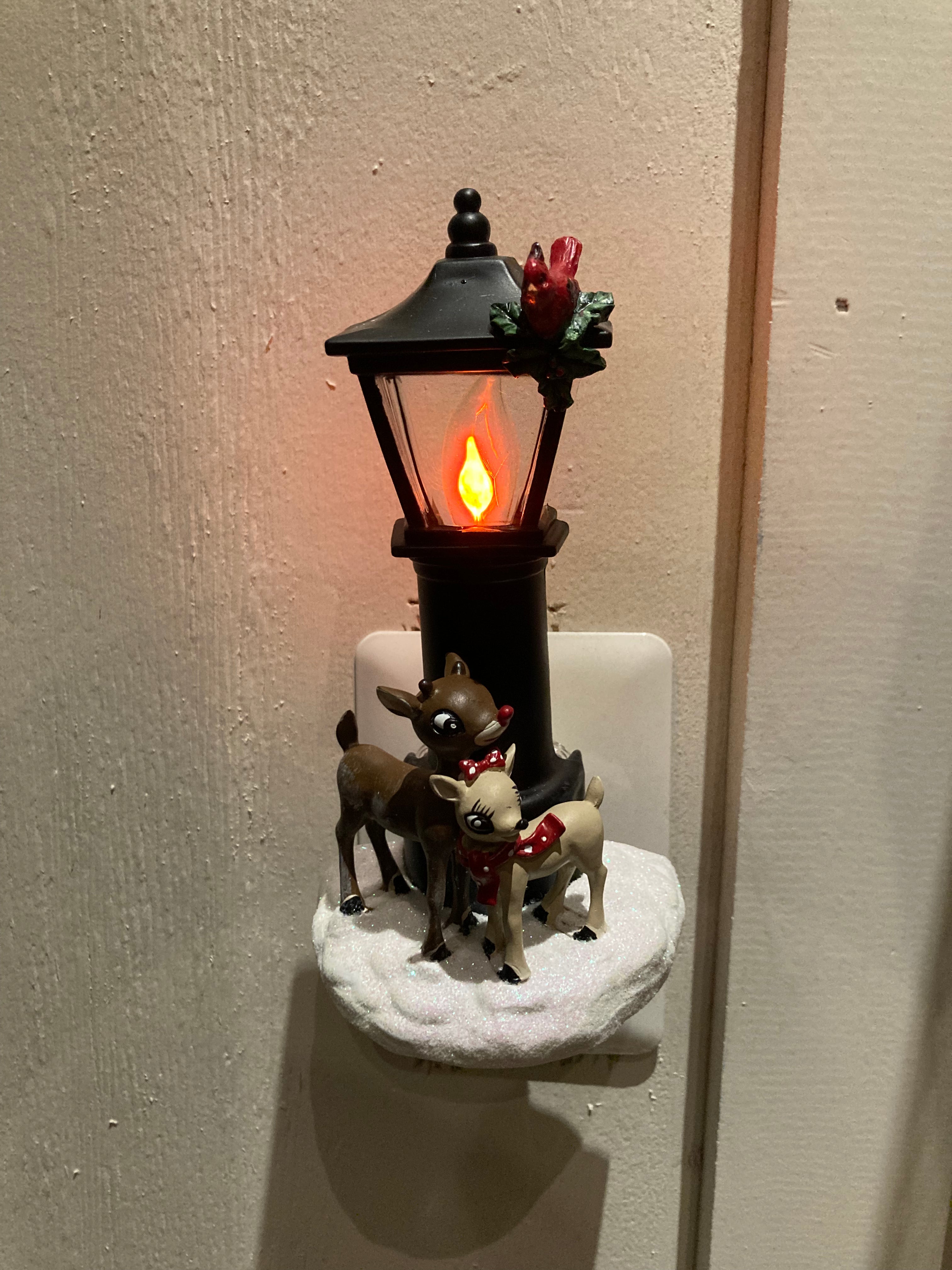 Rudolph & Clarice Lamp Post Night Light